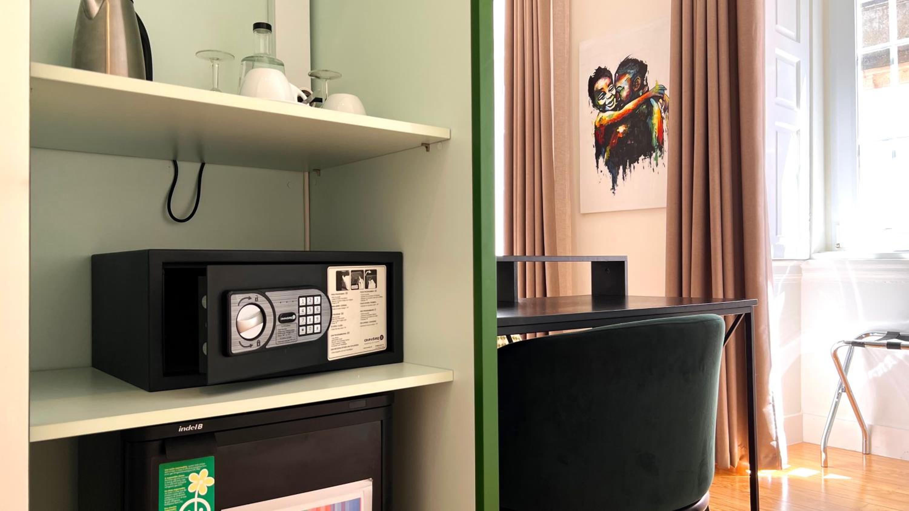 Superior Double or Twin Room - Photo 11