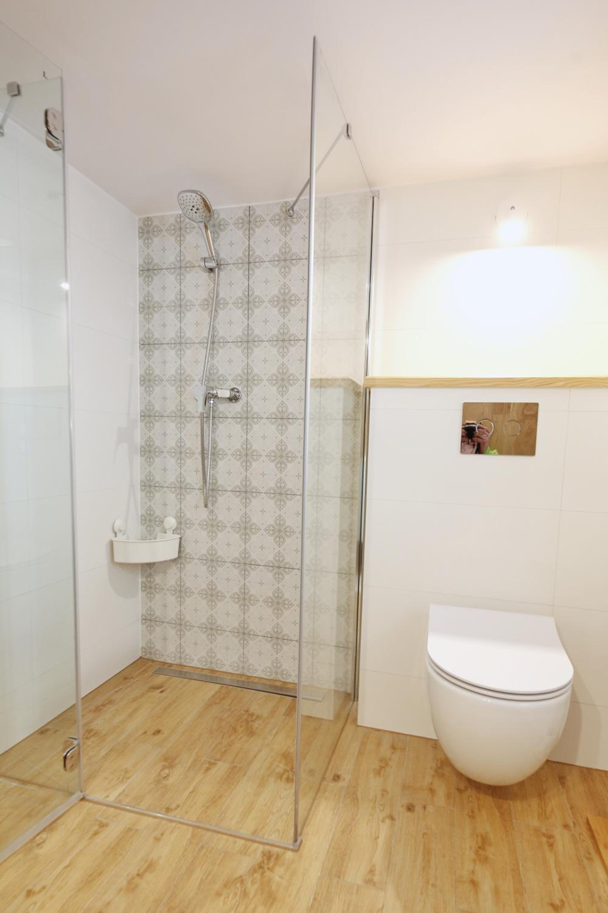 Standard Quadruple Room - Photo 9