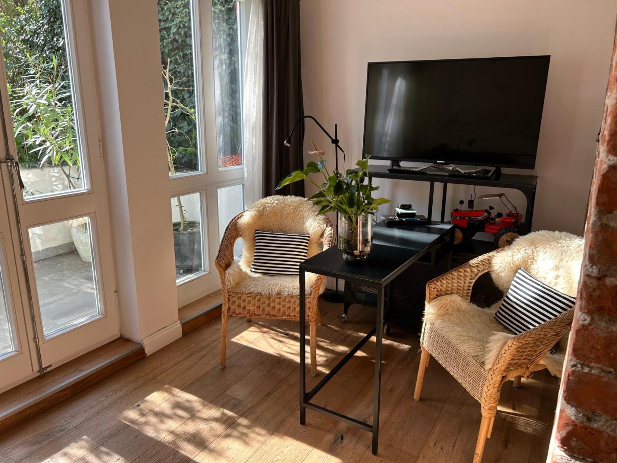 Two-Bedroom Apartment - Photo 24