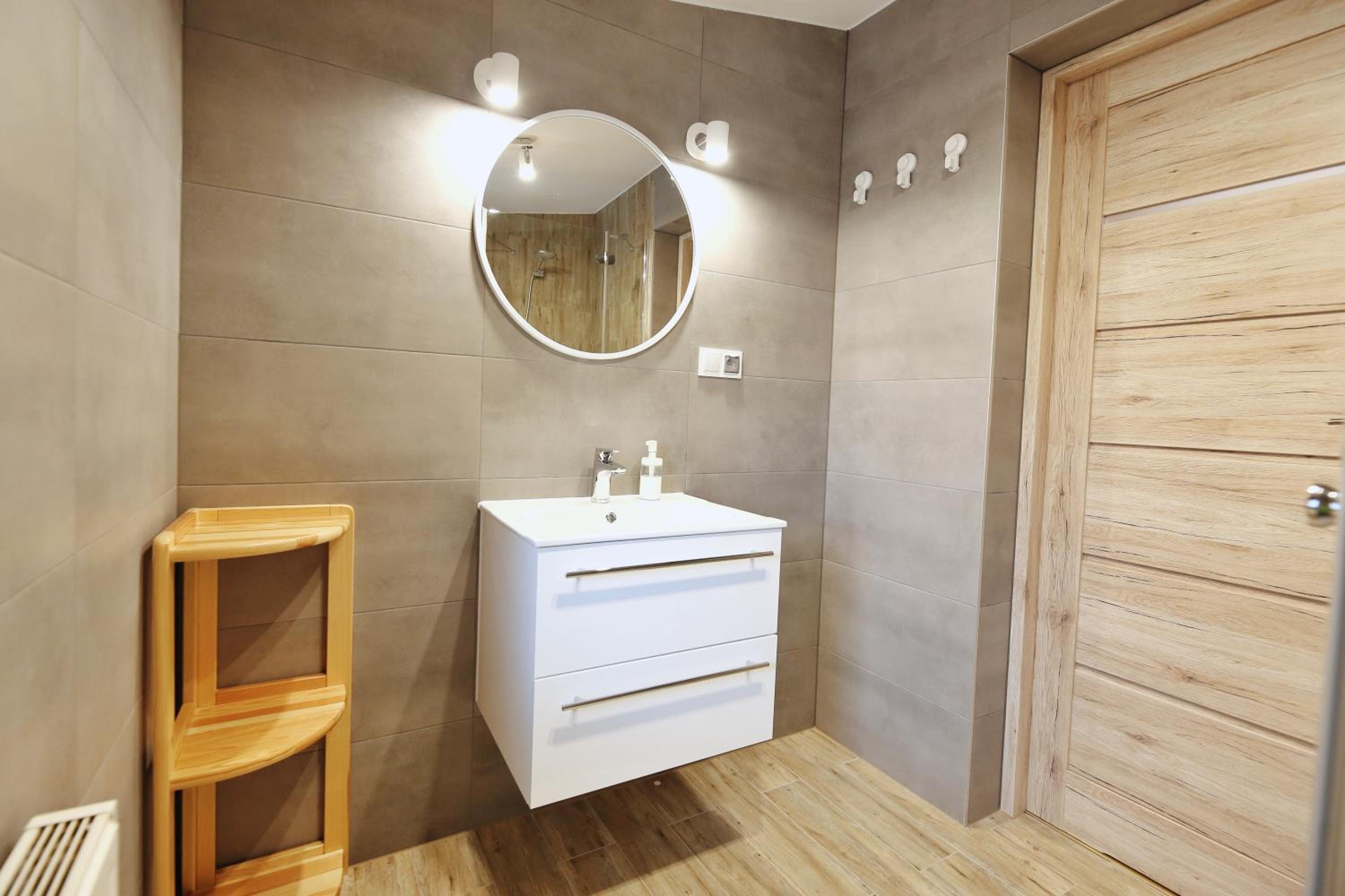 Triple Room with Bathroom - Photo 19