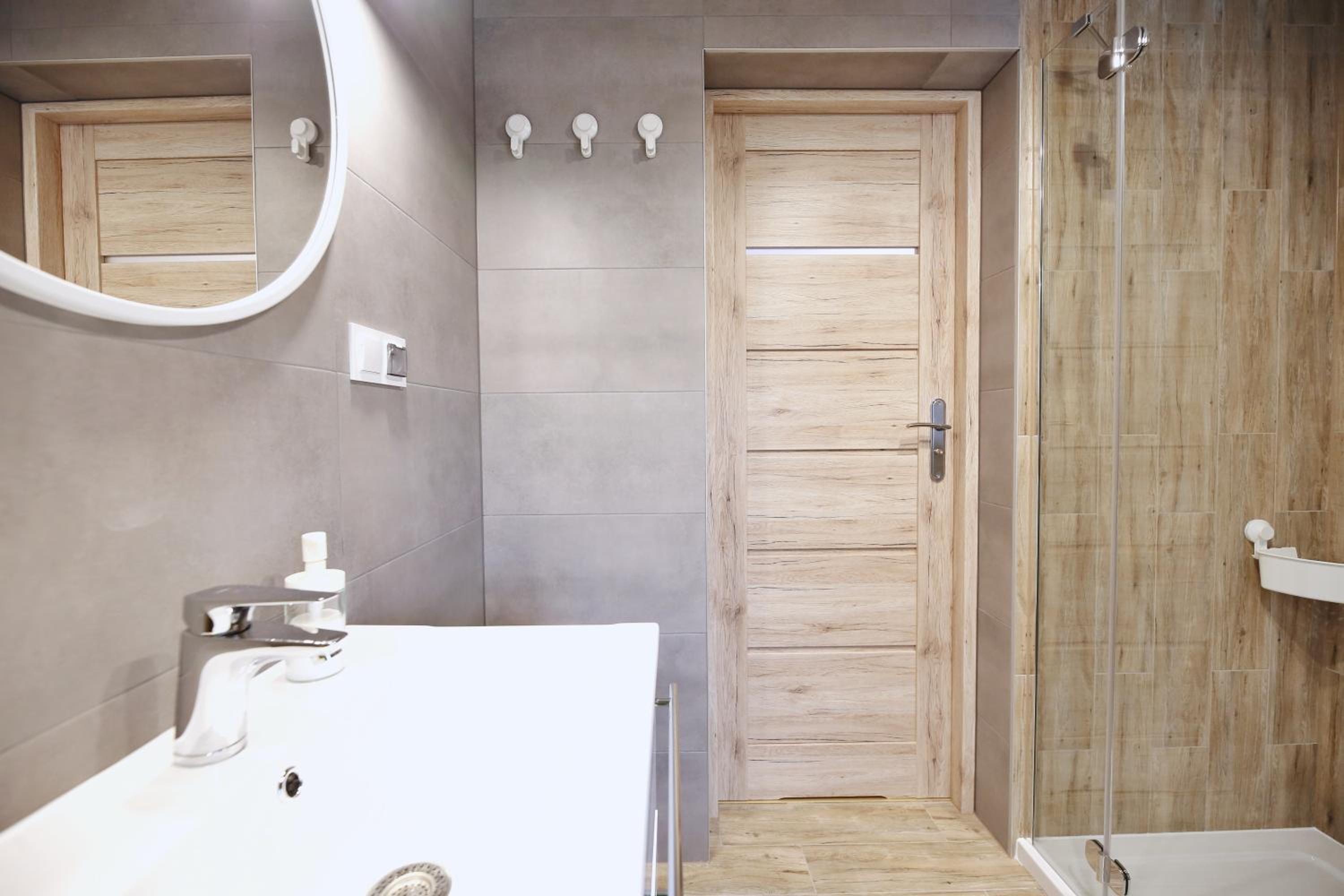 Triple Room with Bathroom - Photo 11