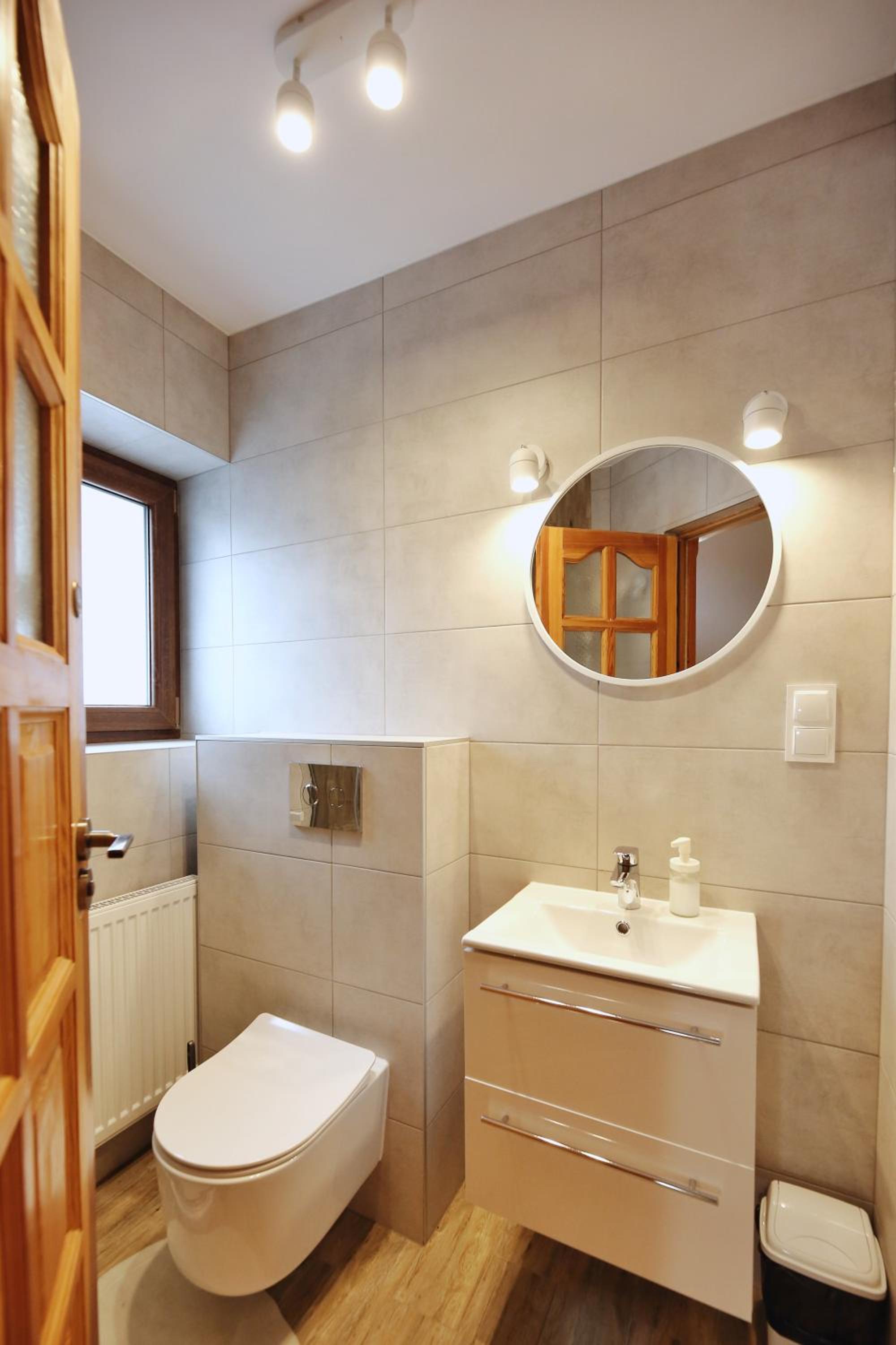Double Room with Private External Bathroom - Photo 7