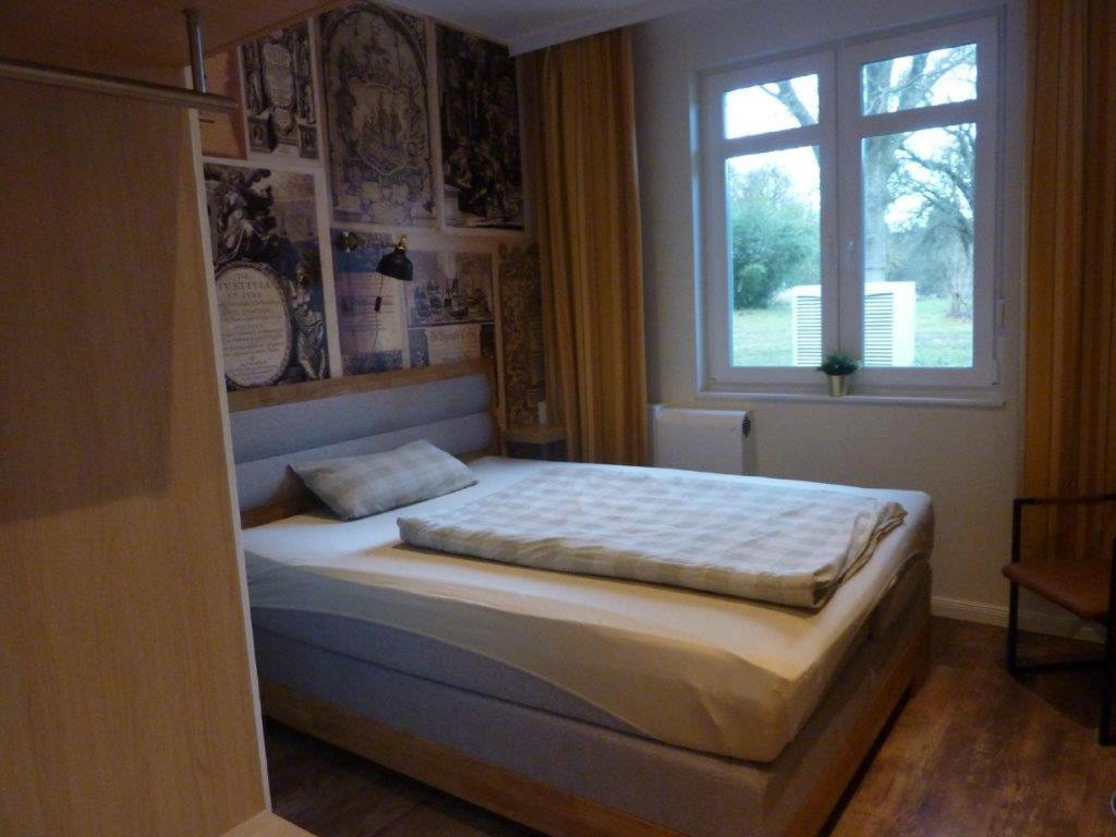 Single Room photo 2