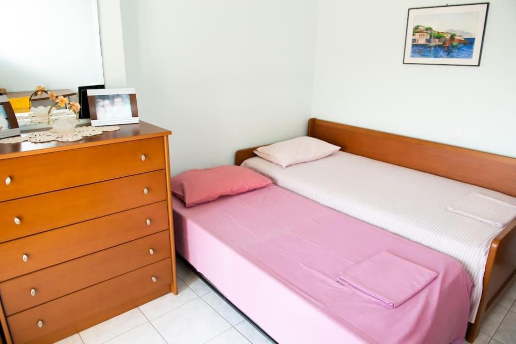 Three-Bedroom House photo 1