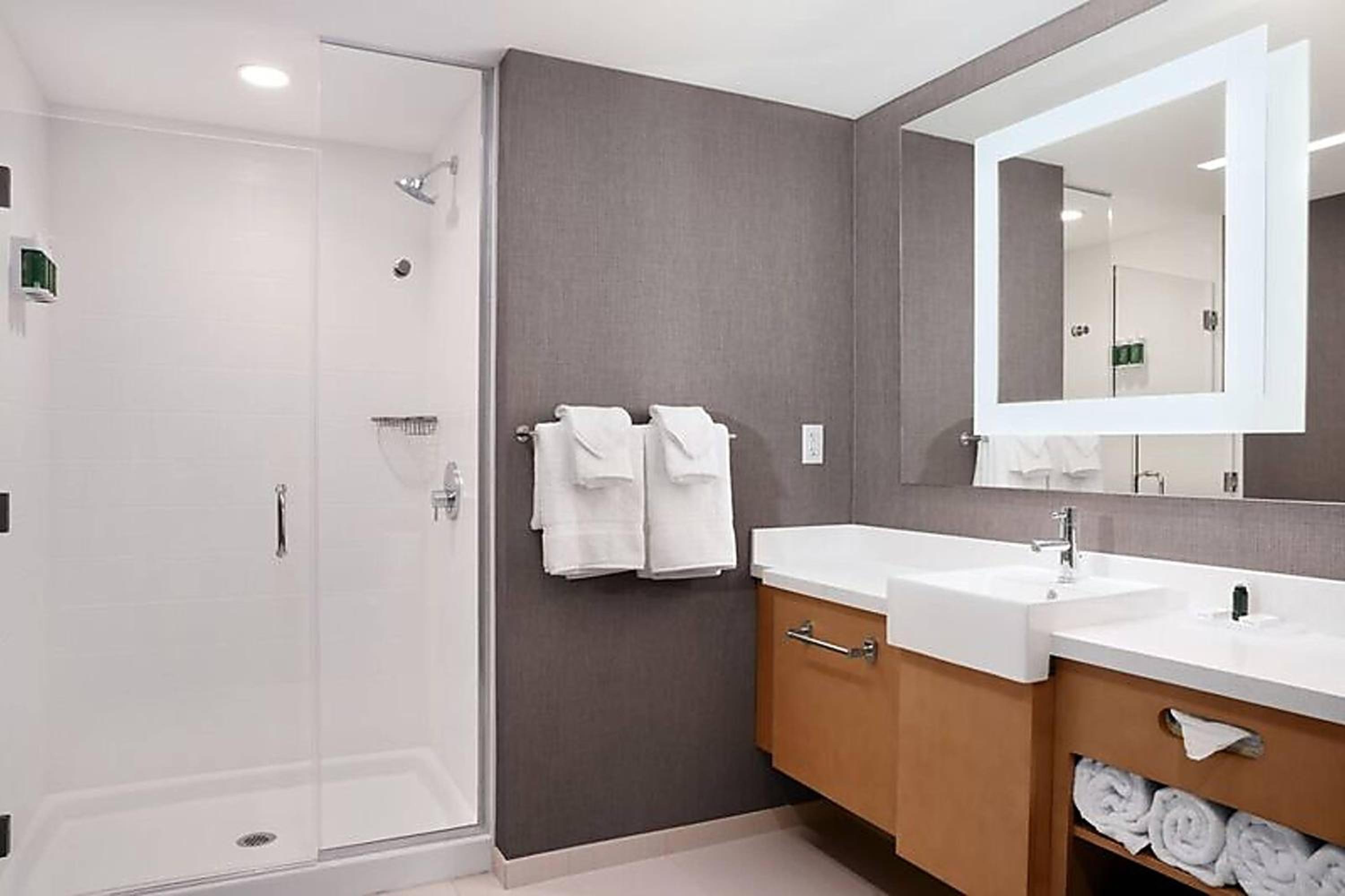 One-Bedroom Suite