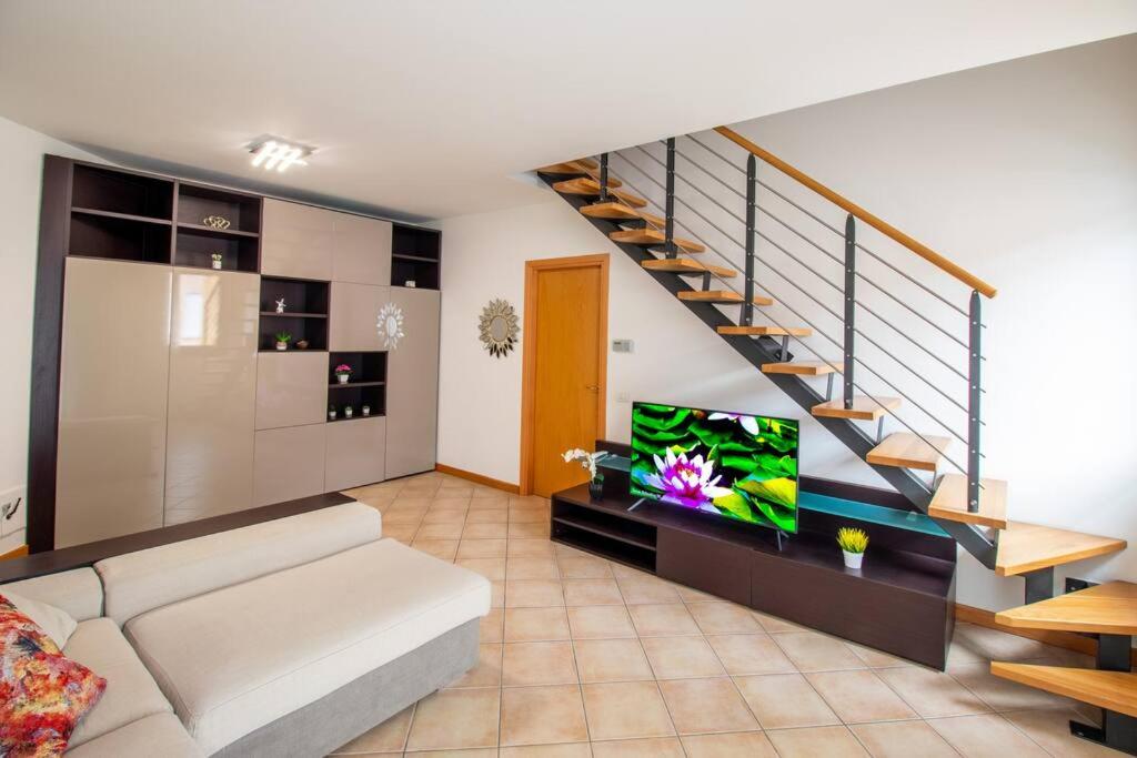 Two-Bedroom Apartment photo 2