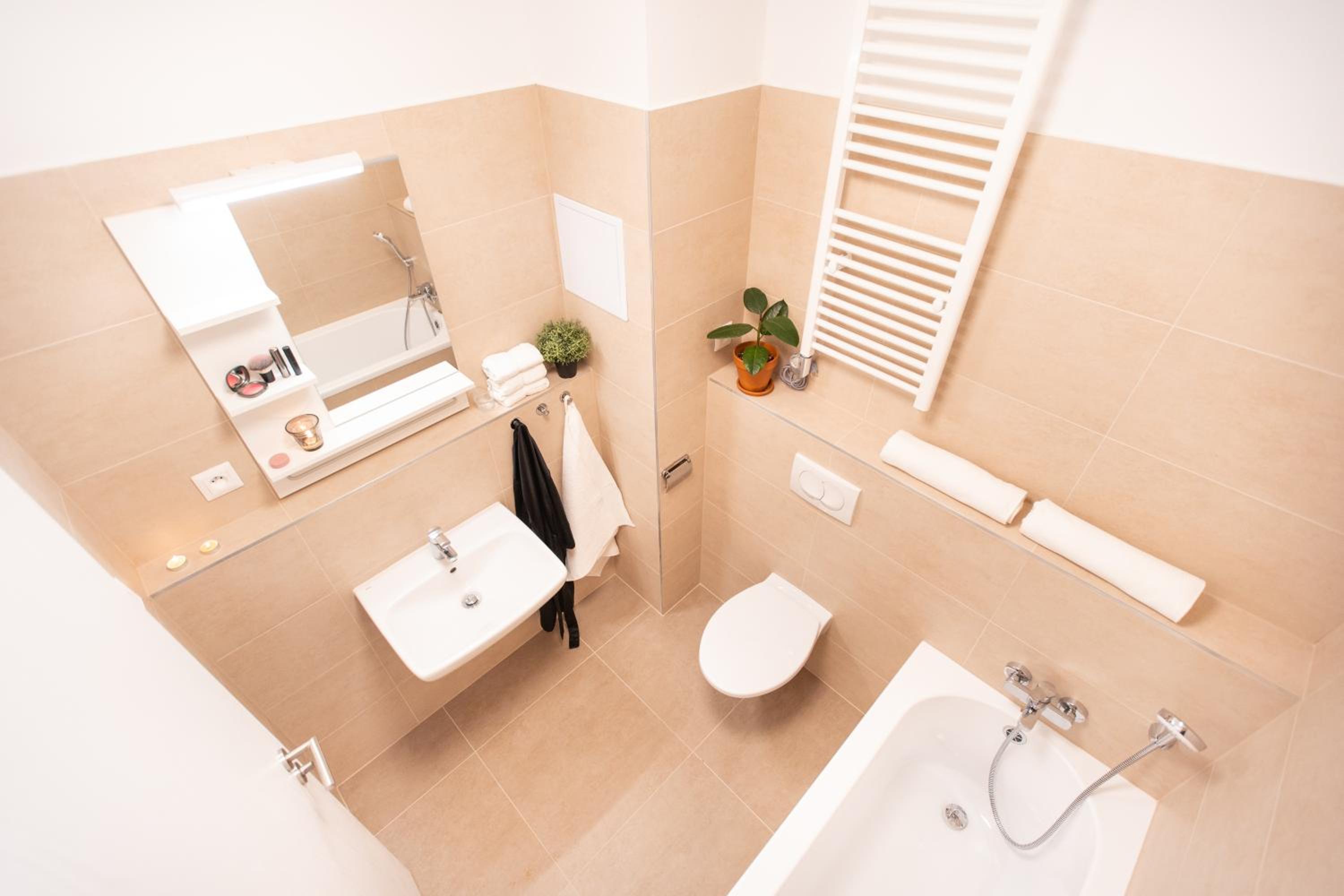 Studio Apartment with One Double Bed photo 2