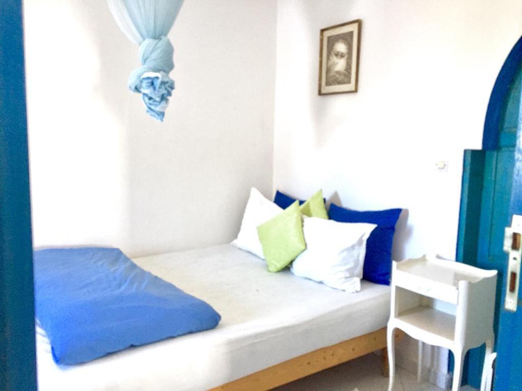 Apartment with Balcony - Photo 1