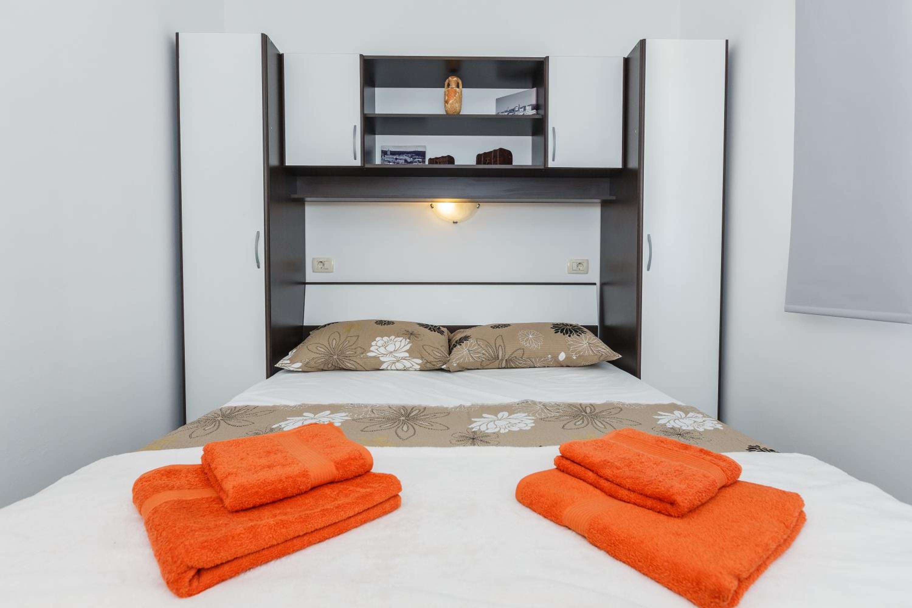 Two-Bedroom Apartment with Balcony and Sea View
