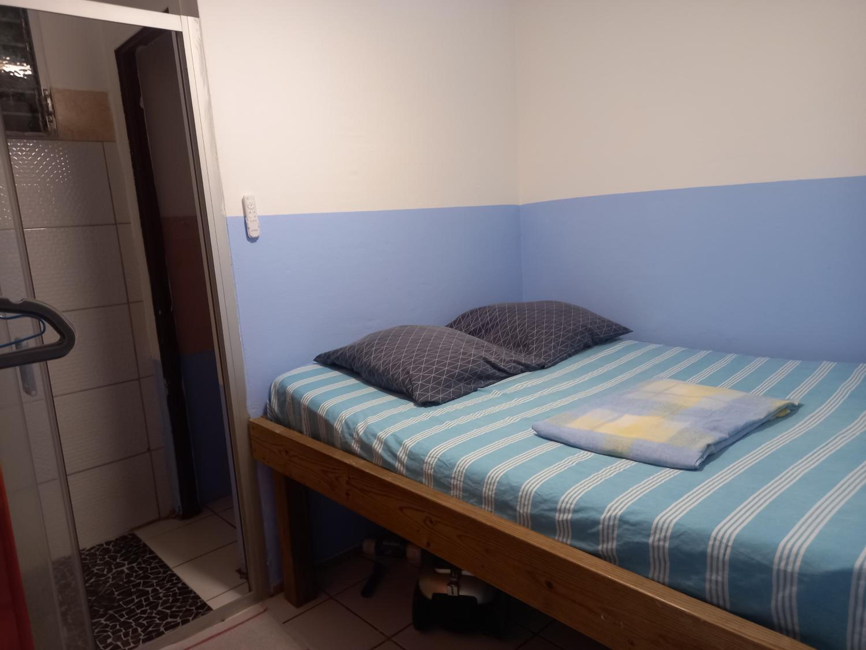 One-Bedroom Apartment - Photo 29