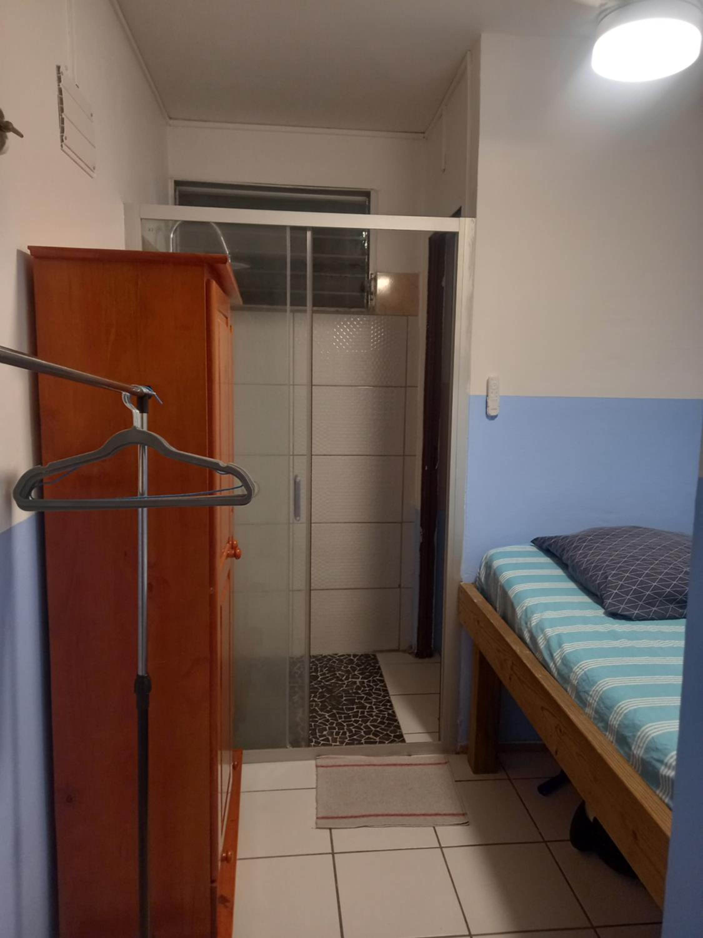 One-Bedroom Apartment - Photo 33