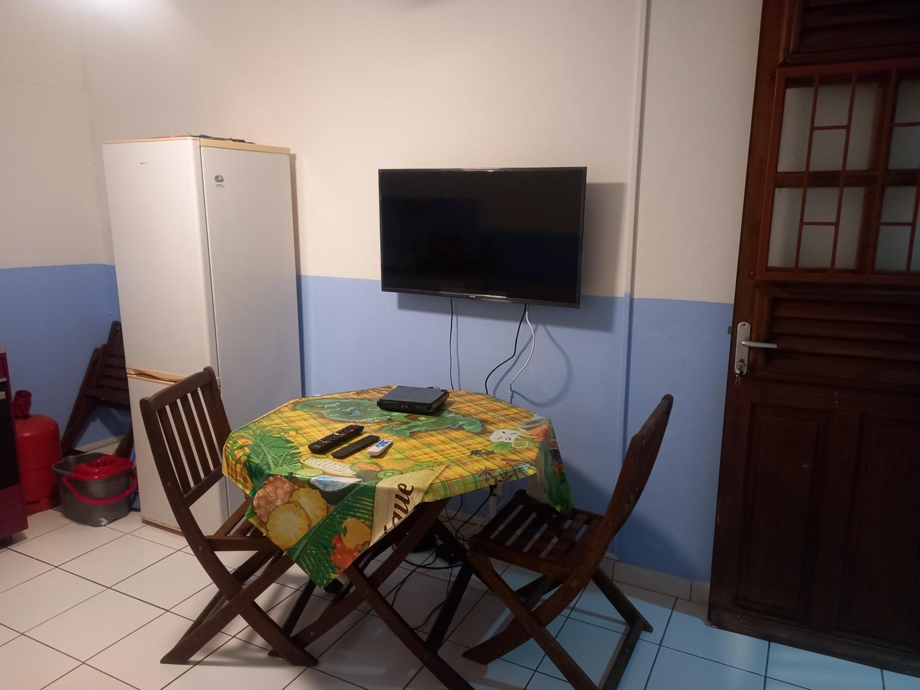 One-Bedroom Apartment - Photo 34