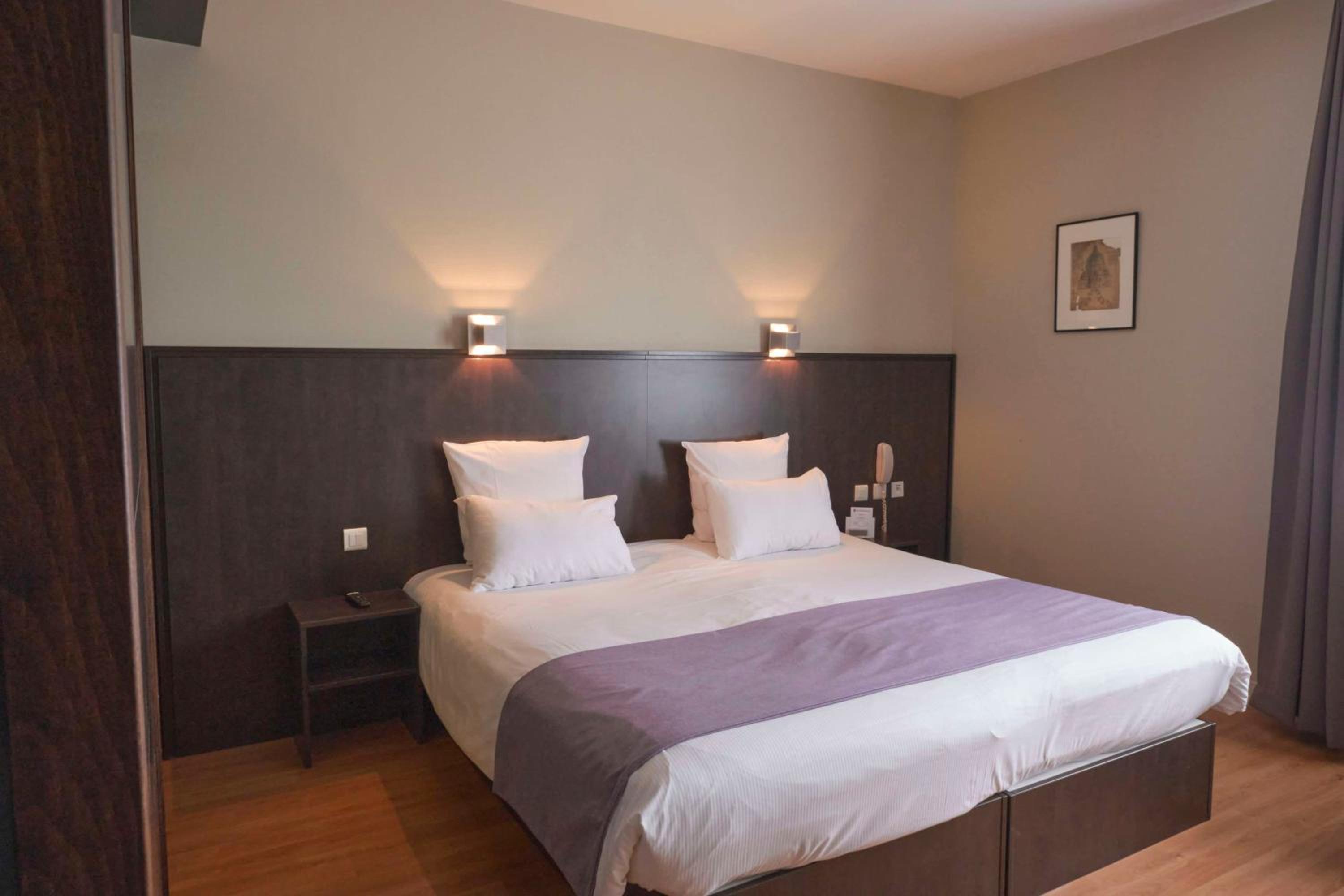 Comfort King Room photo 1