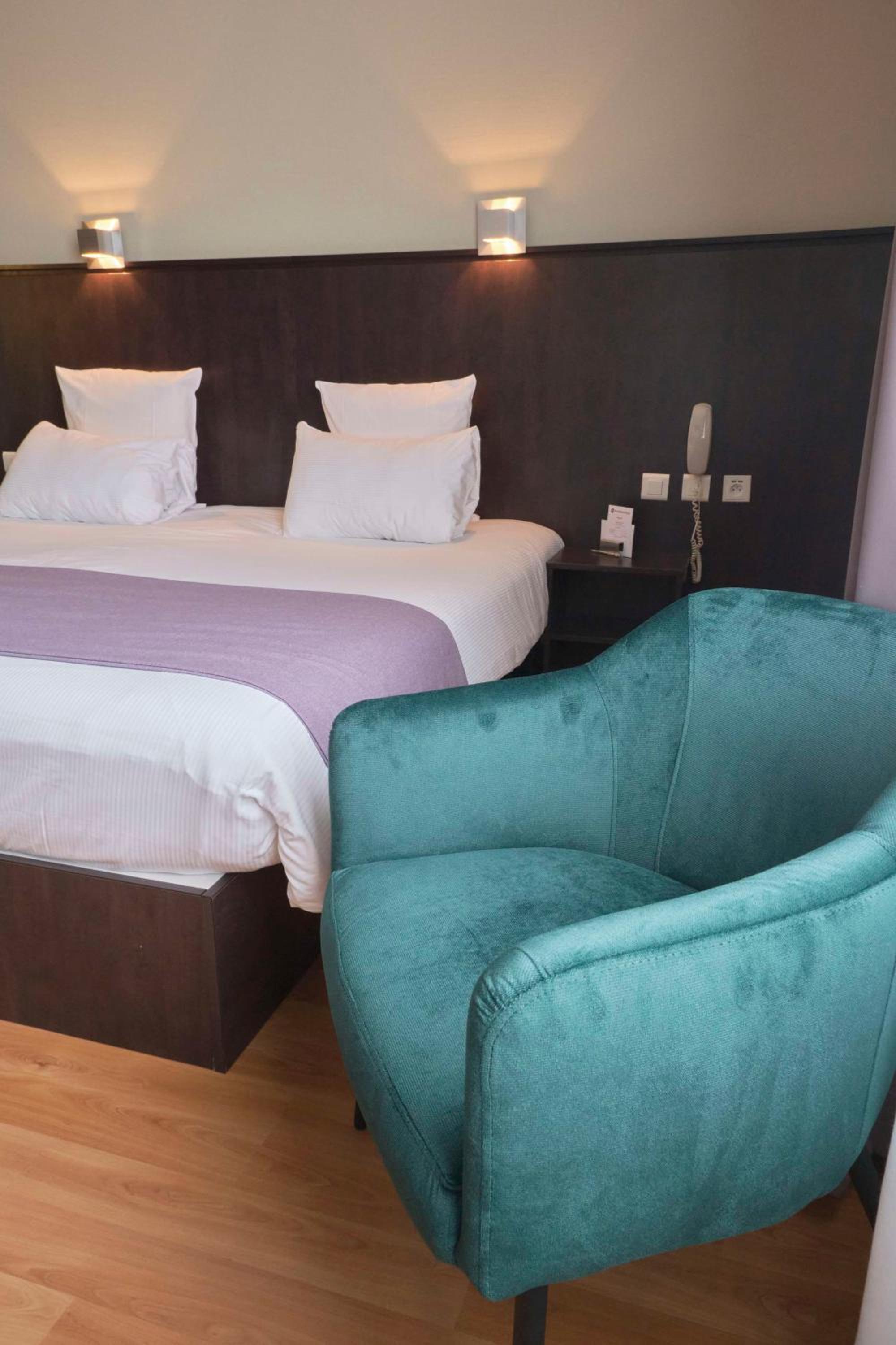 Comfort King Room photo 3