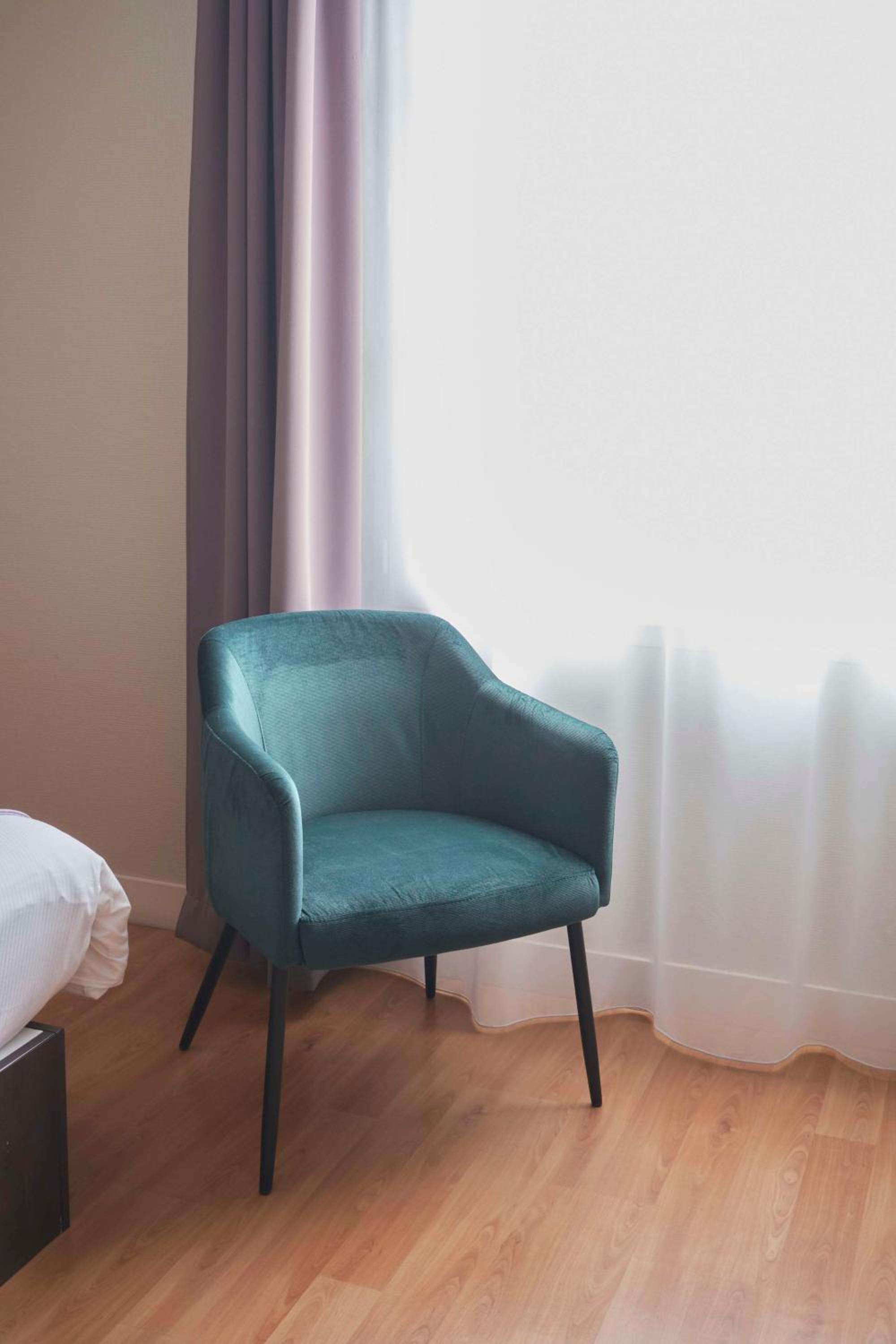 Comfort King Room photo 2