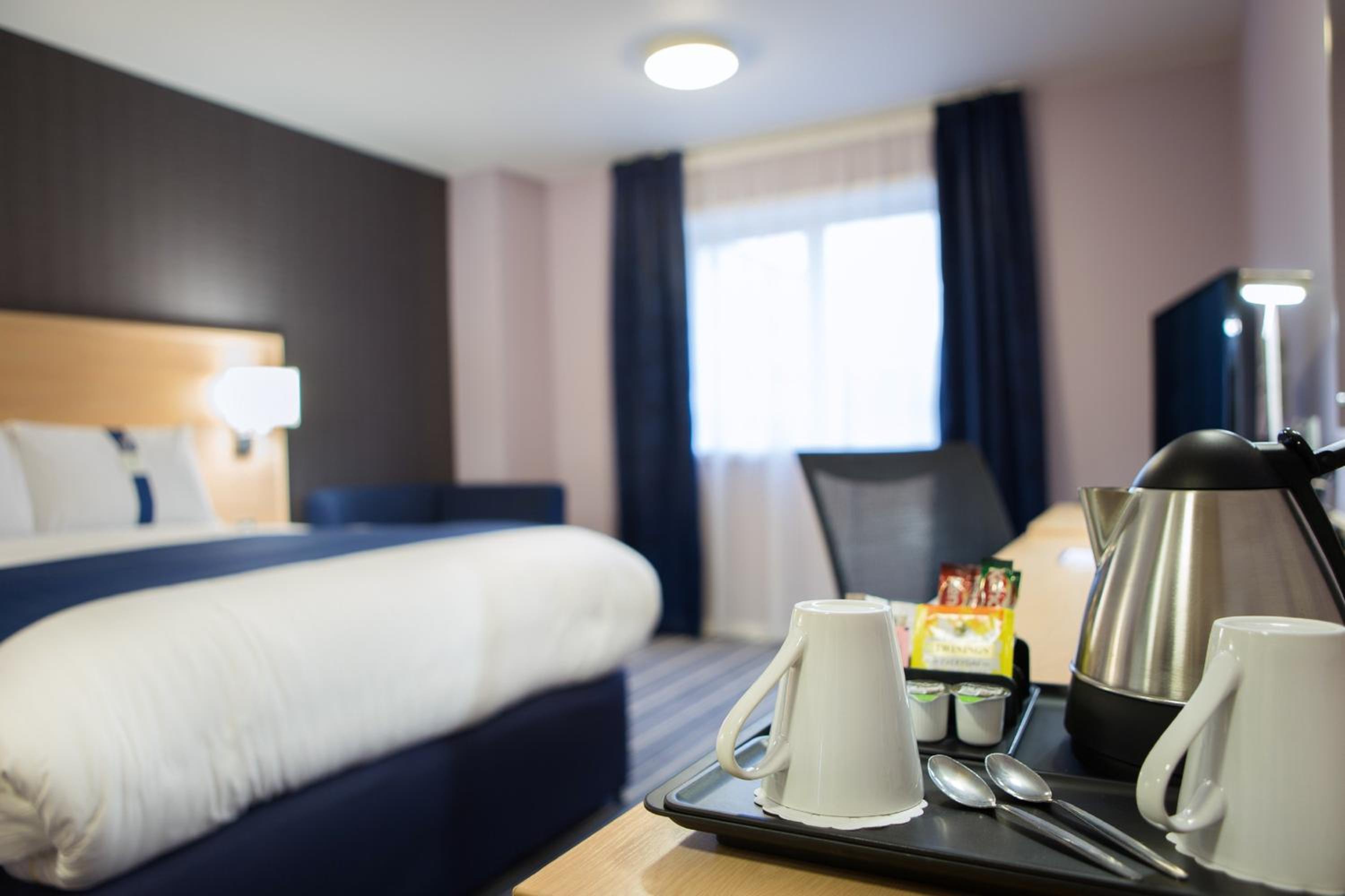 Standard Room with Free Hot Breakfast photo 3