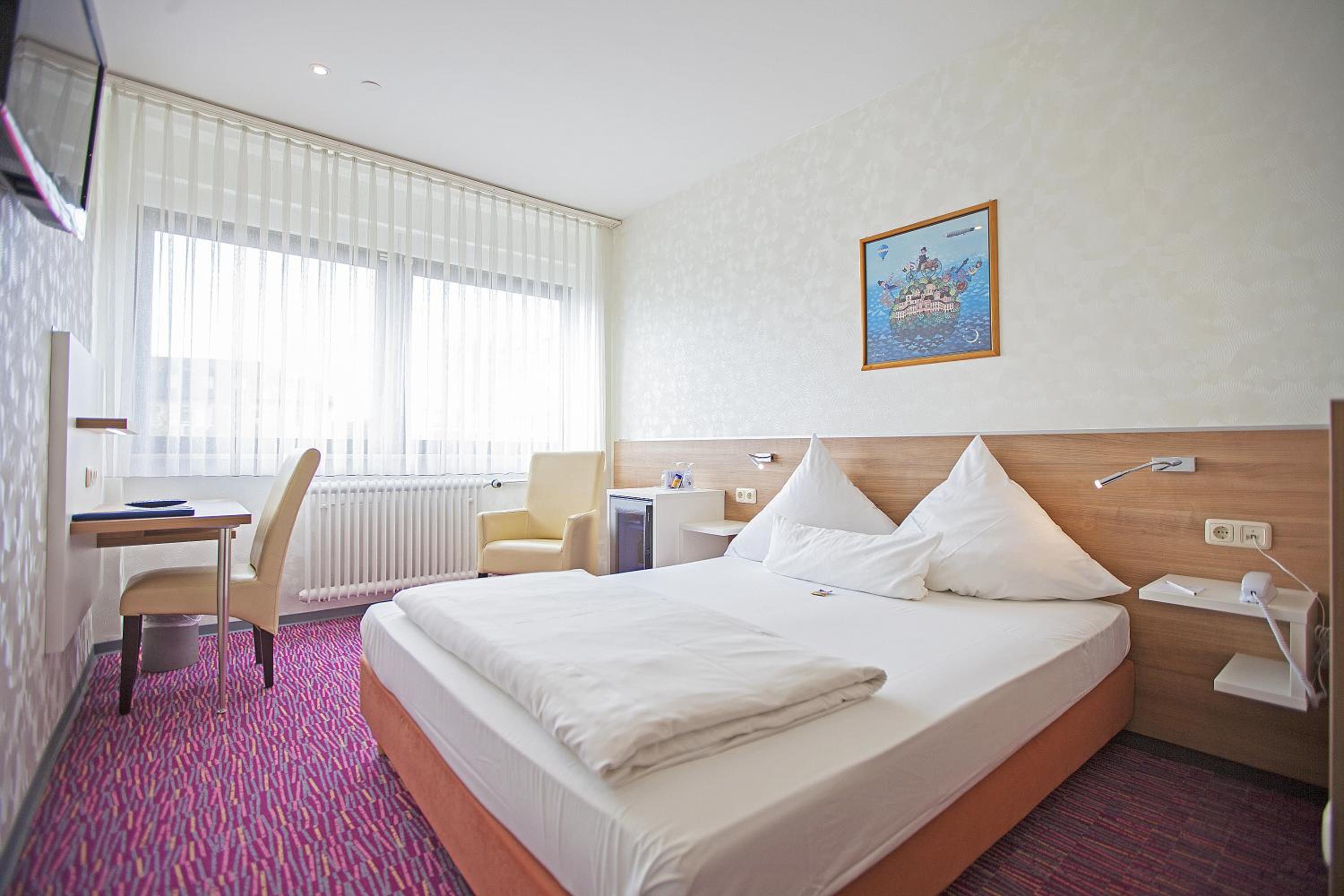 Single Room photo 1