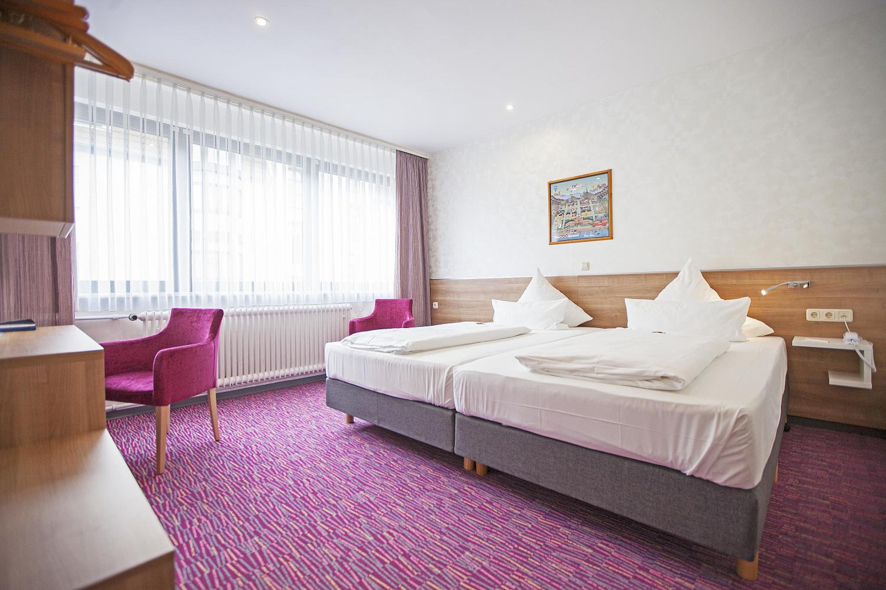 Double or Twin Room photo 1