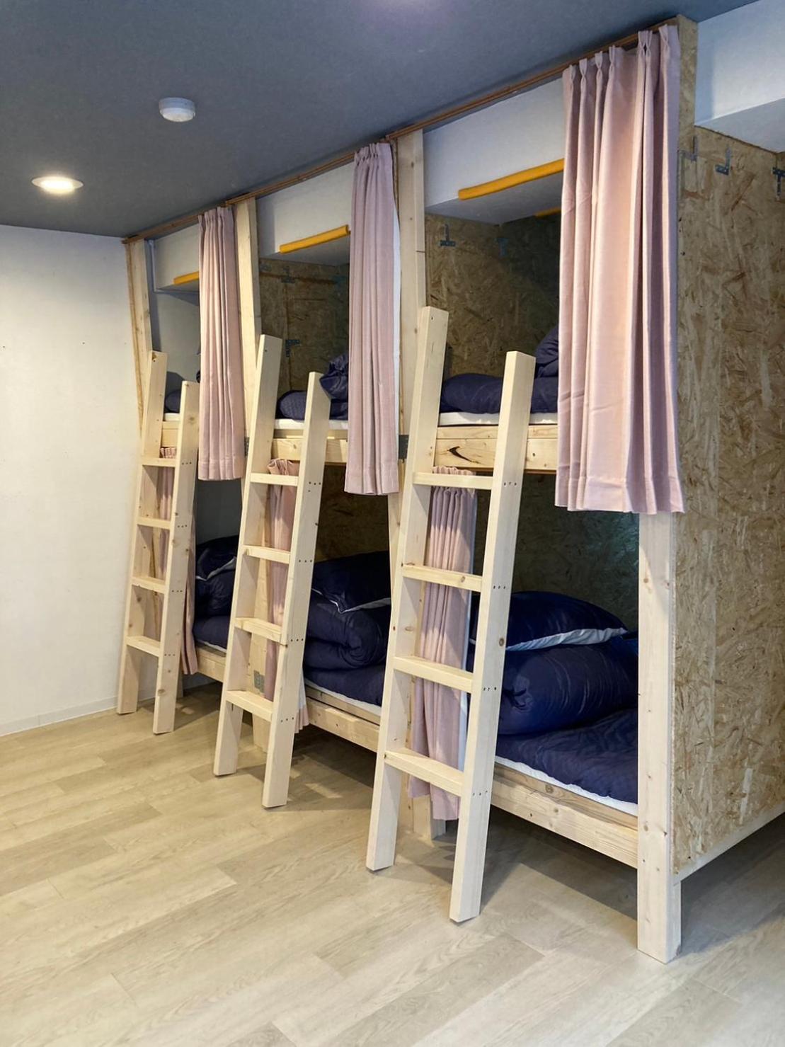 女宿舍房间的双层床