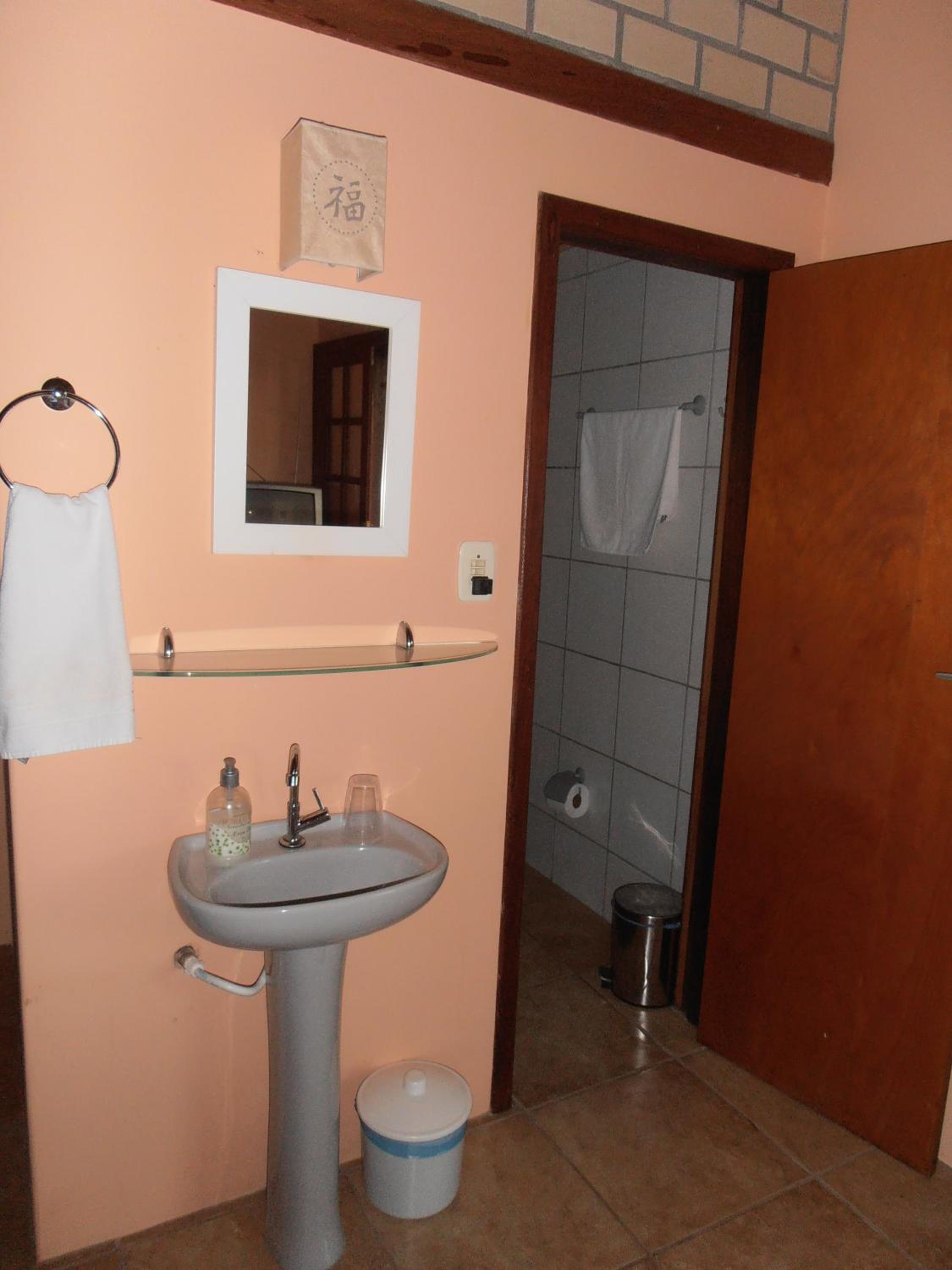Bungalow (5 Adults)