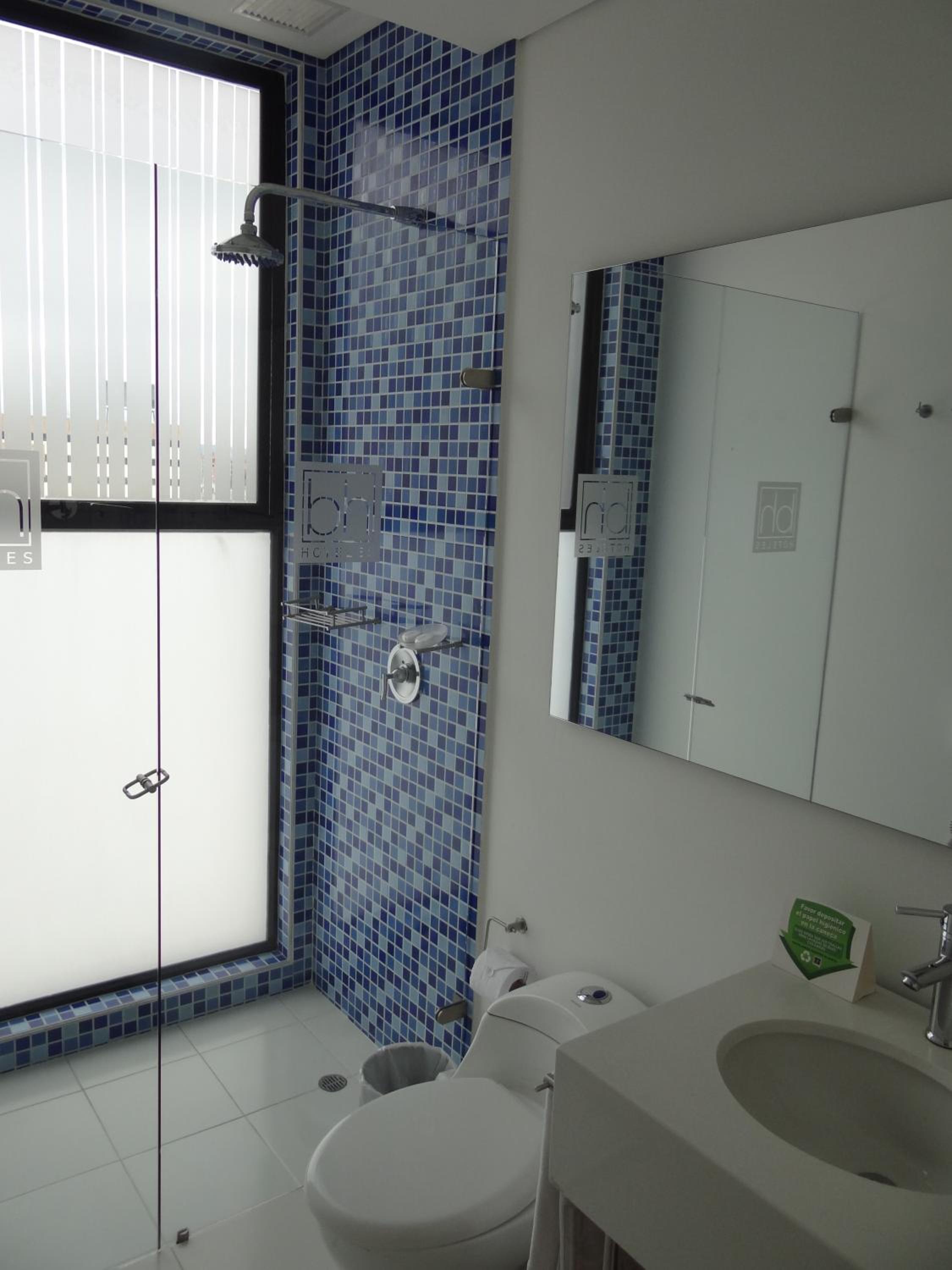 Double Room - Photo 8