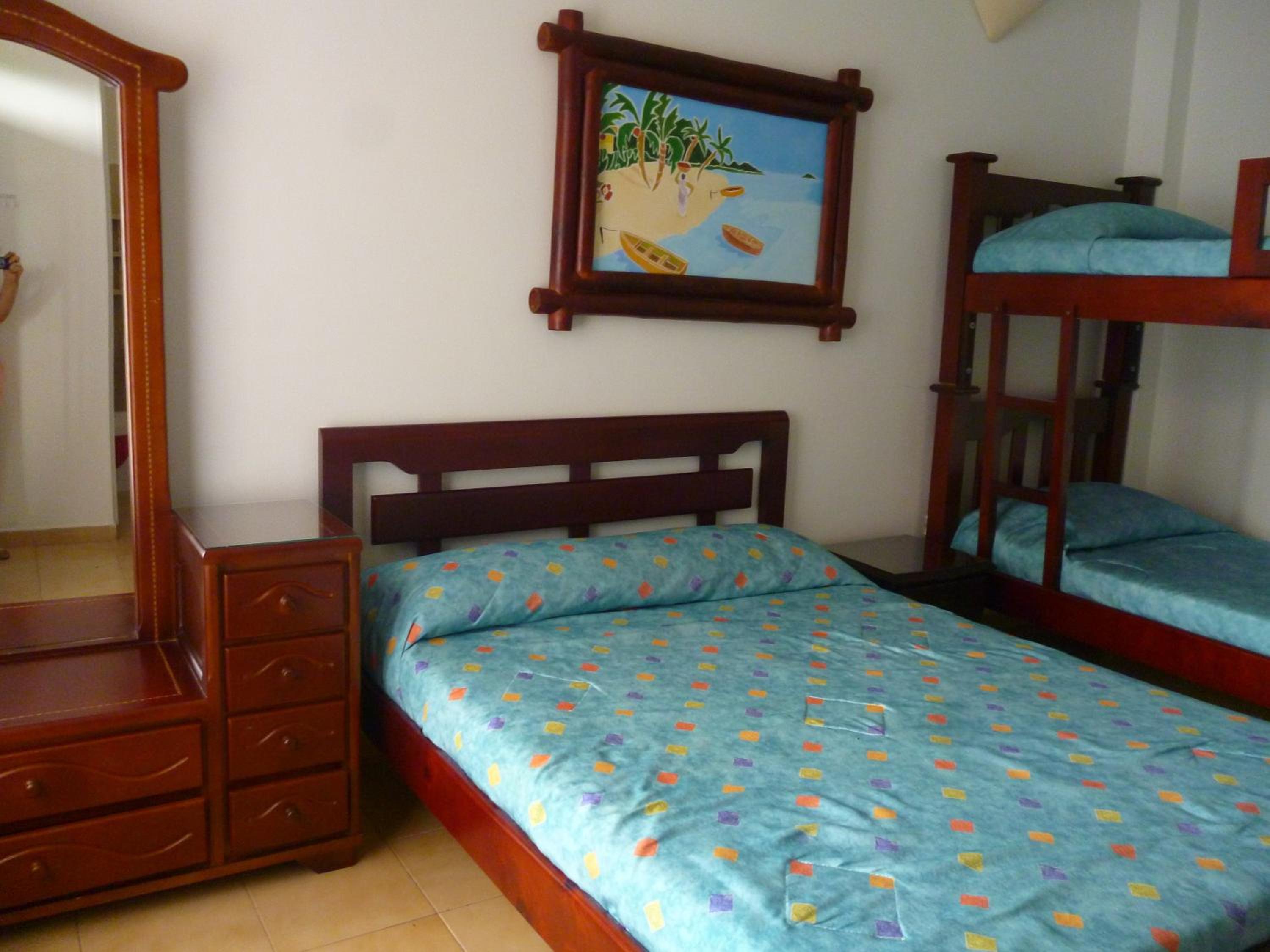 Quadruple Room with Air-Conditioning photo 3