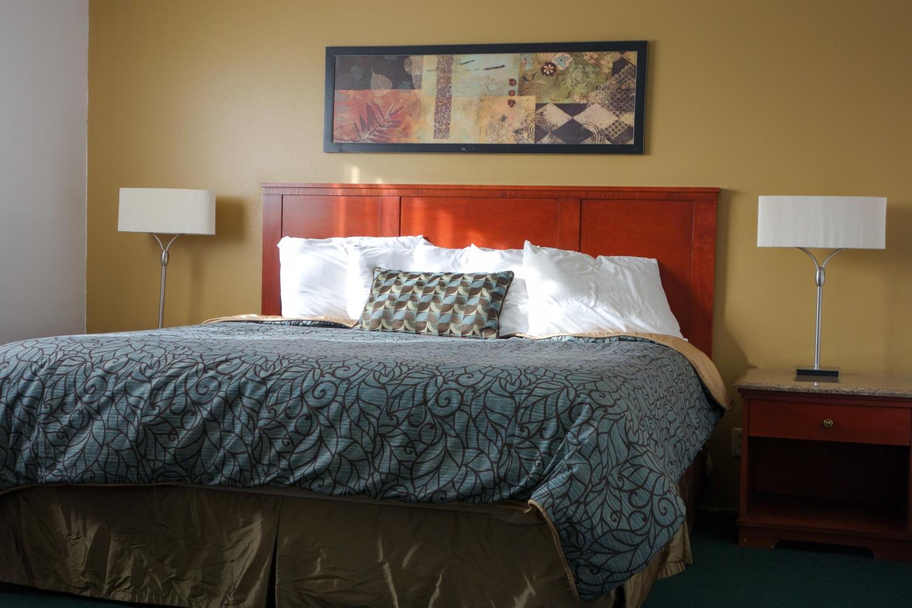 Family Room - Photo 12