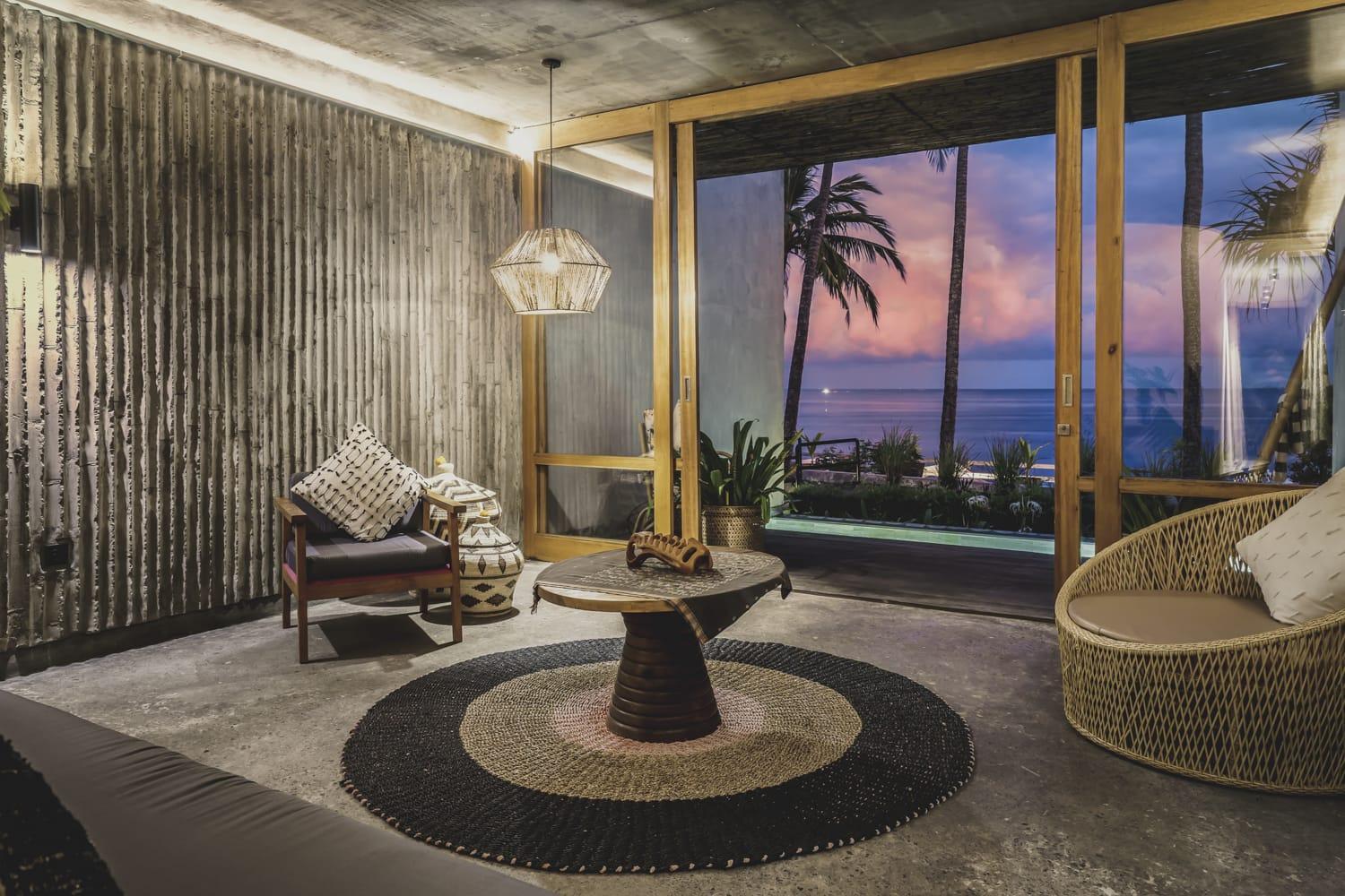 One Bedroom Pool Villa with Sea View - Photo 25