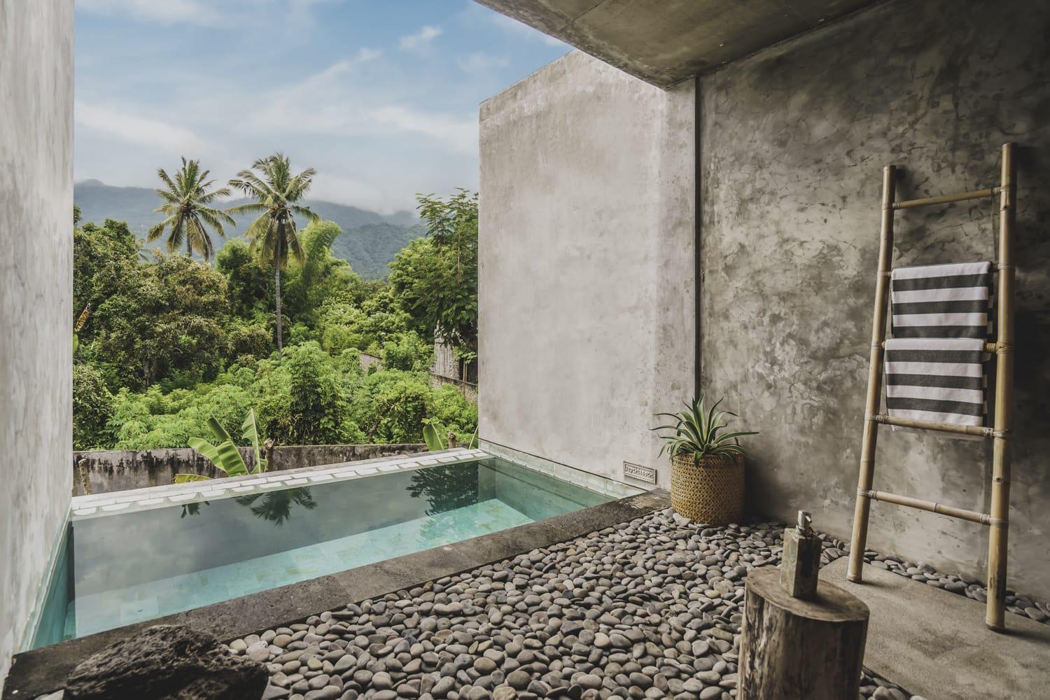 One Bedroom Pool Villa with Sea and Mountain View - Photo 13