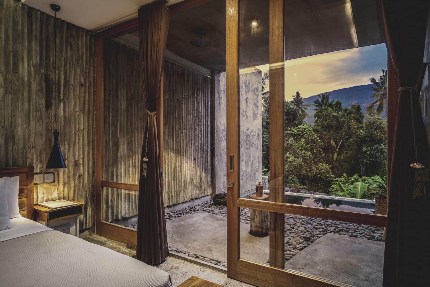 One Bedroom Pool Villa with Sea and Mountain View - Photo 15