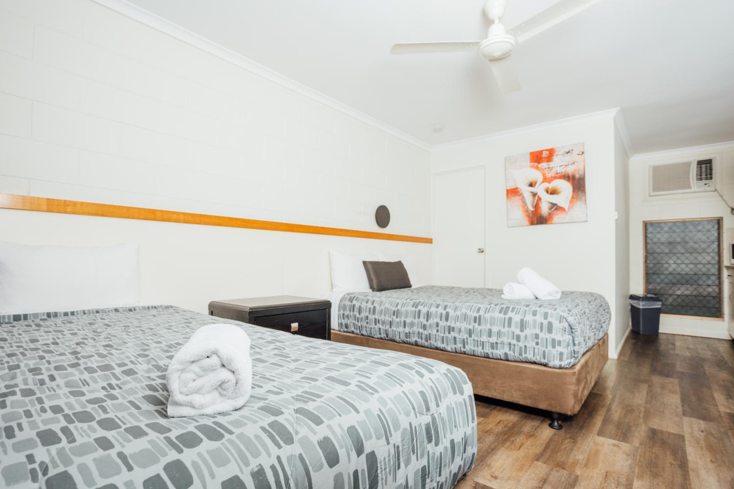 Economy Twin Room