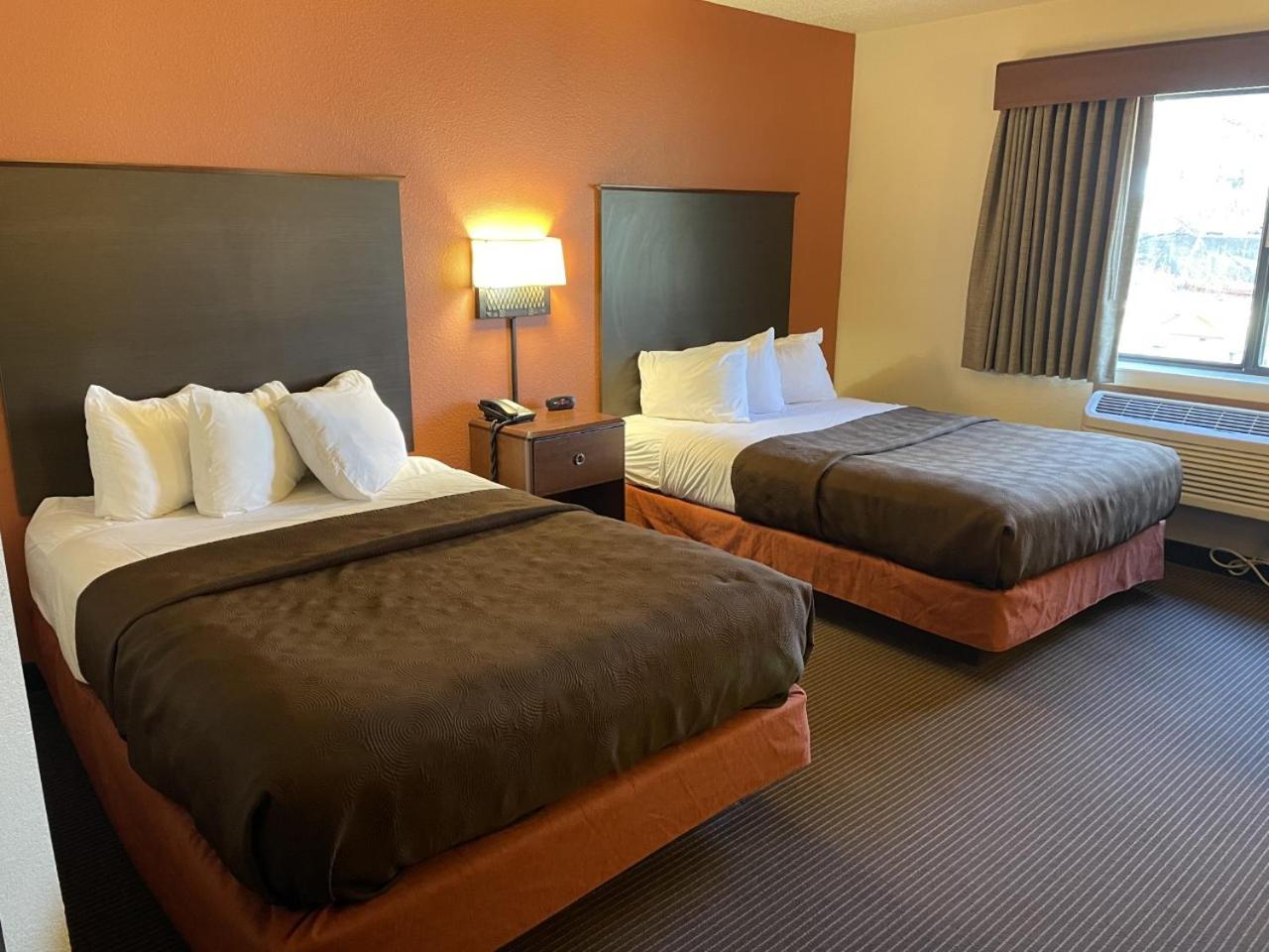 Deluxe Double Room - Mobility Access/Non-Smoking photo 2