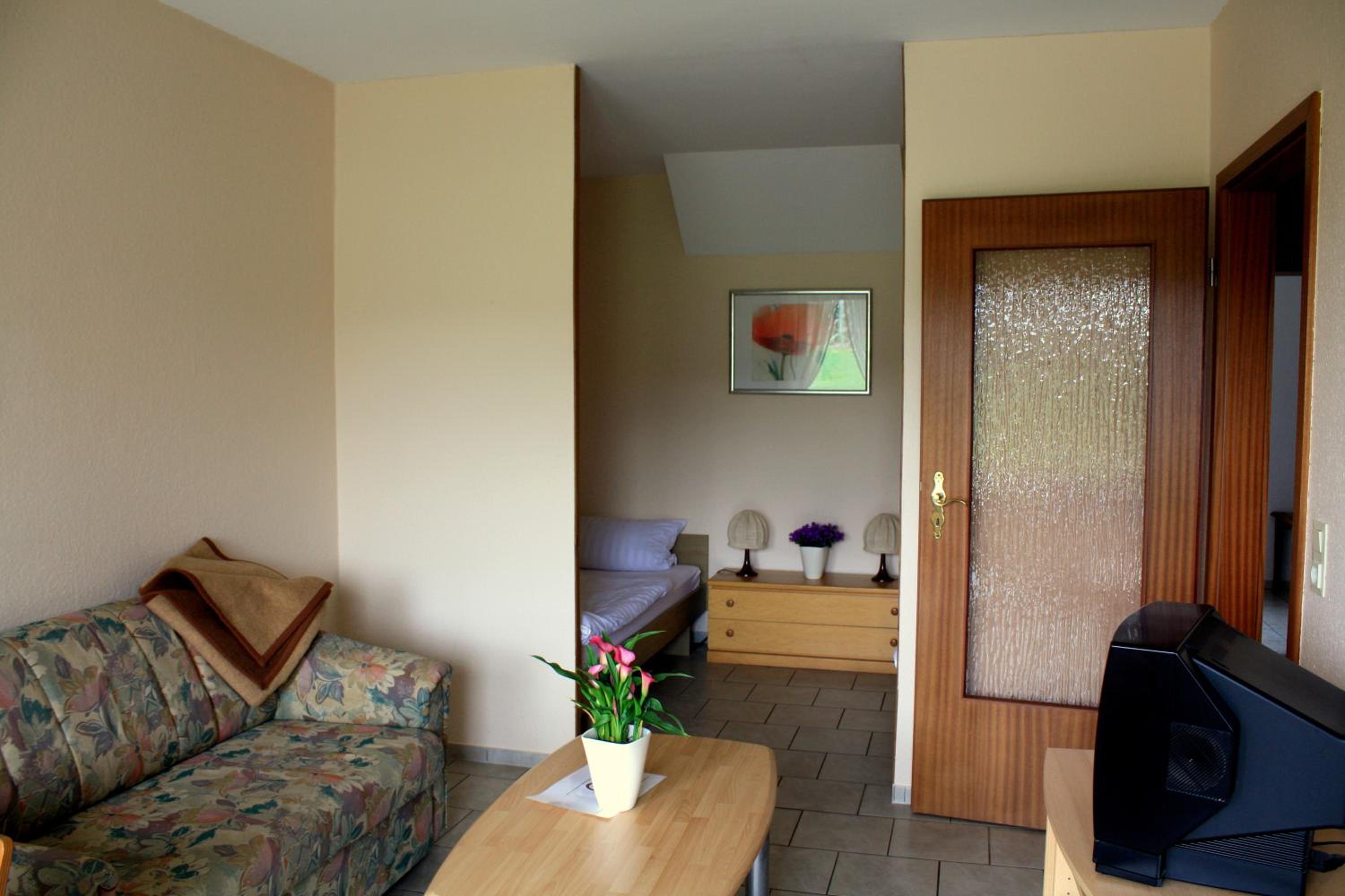 Studio Apartment photo 3