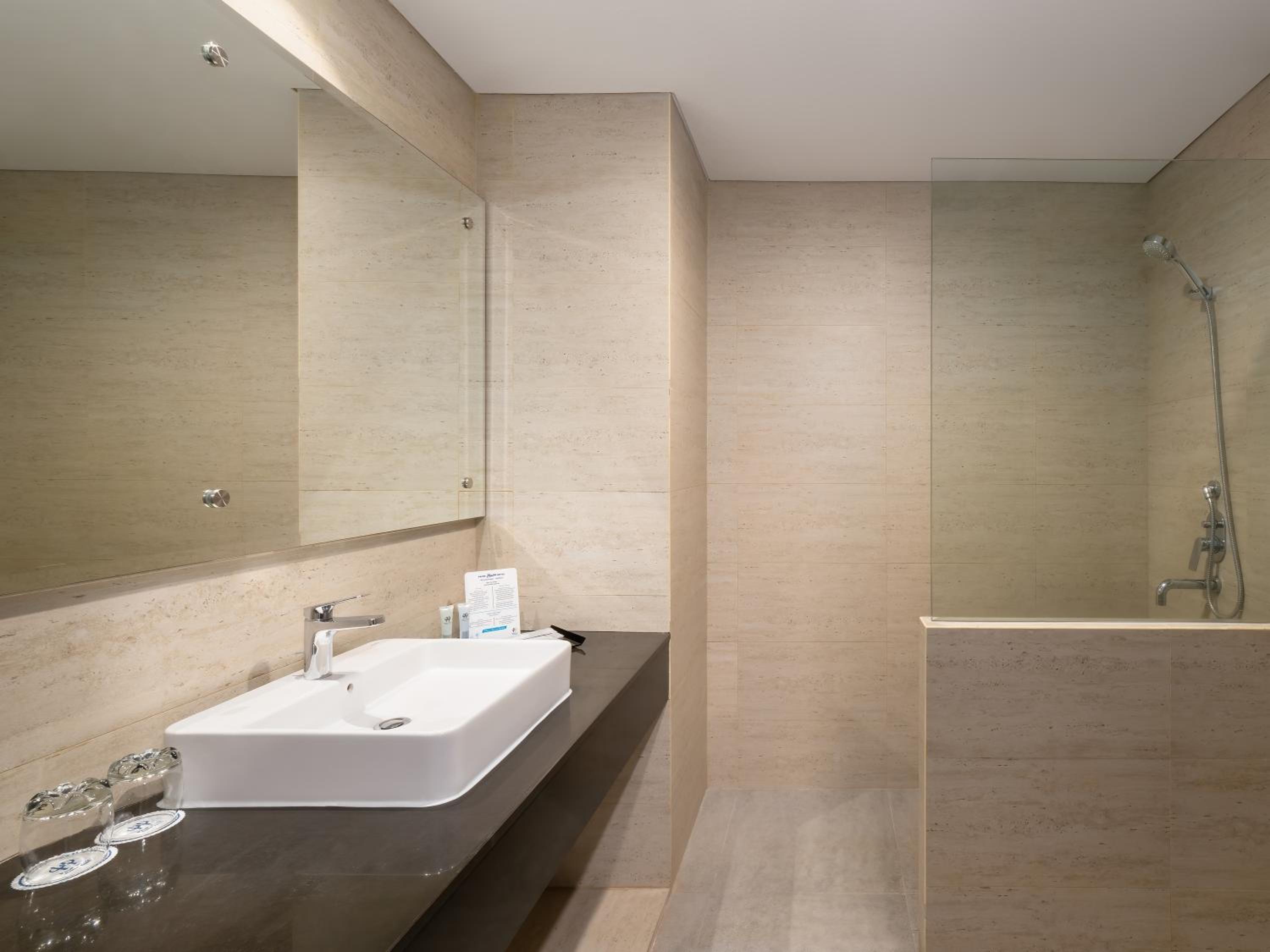 Superior Double Room - Photo 3