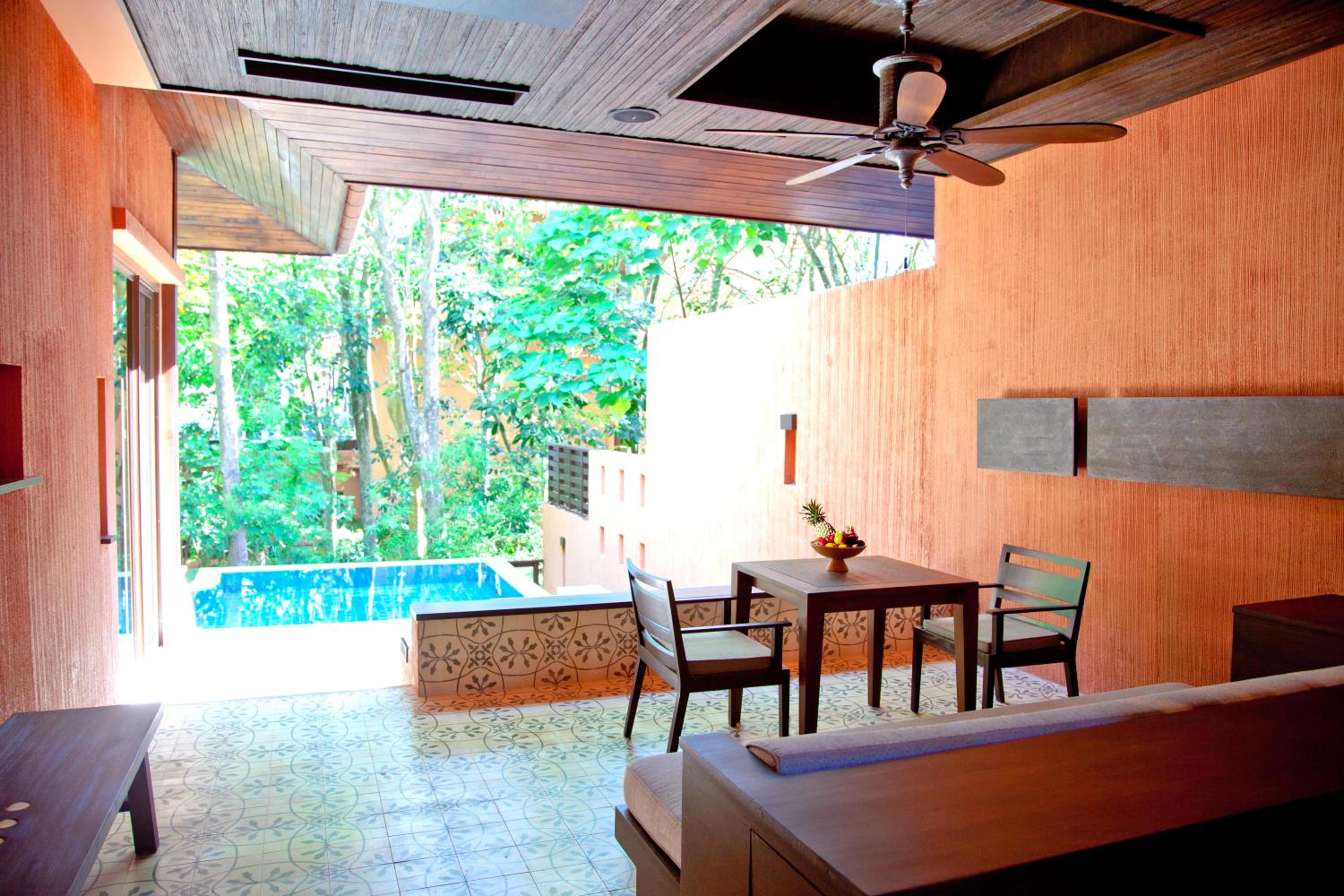 1BR Family Suite Garden View - Photo 4