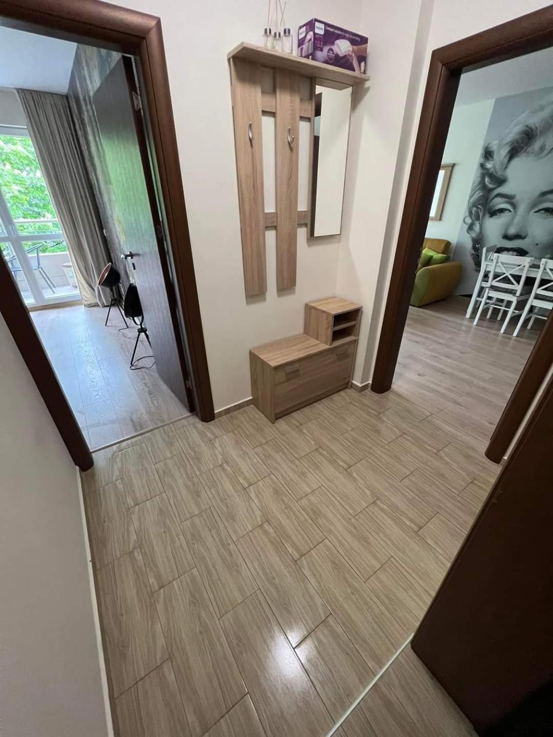 One-Bedroom Apartment - Photo 64