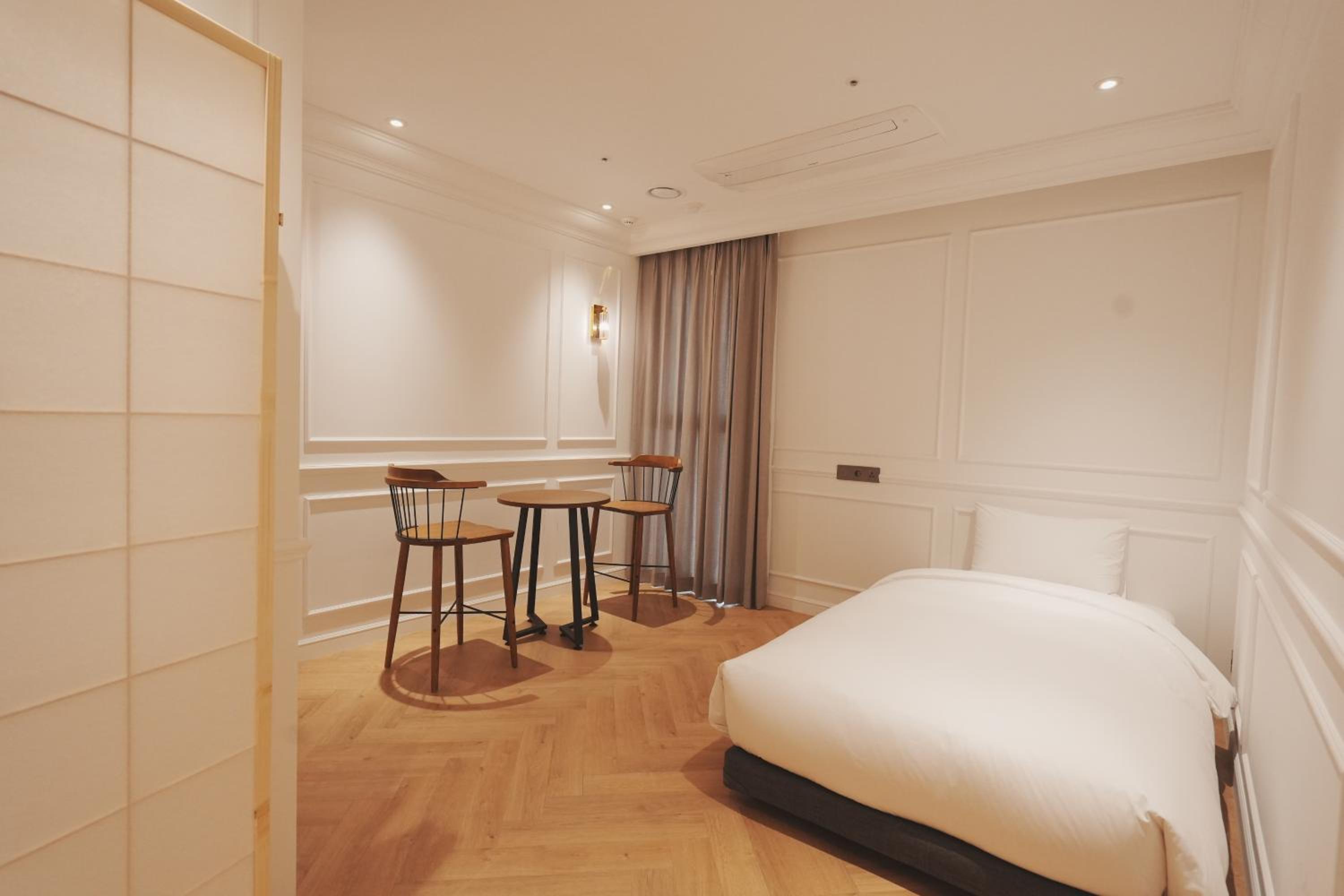 Royal Suite - Photo 3