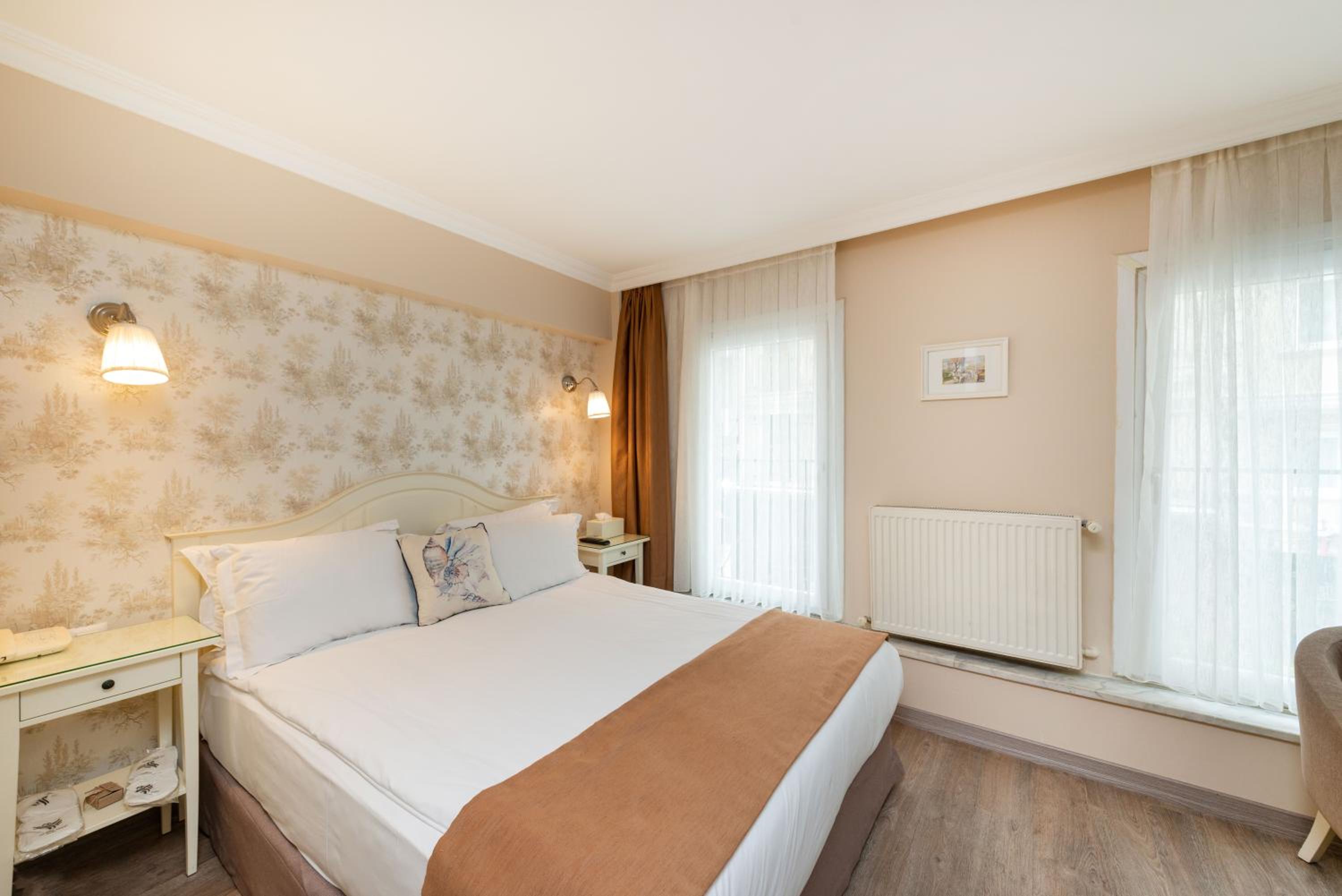 Economy Double Room photo 1