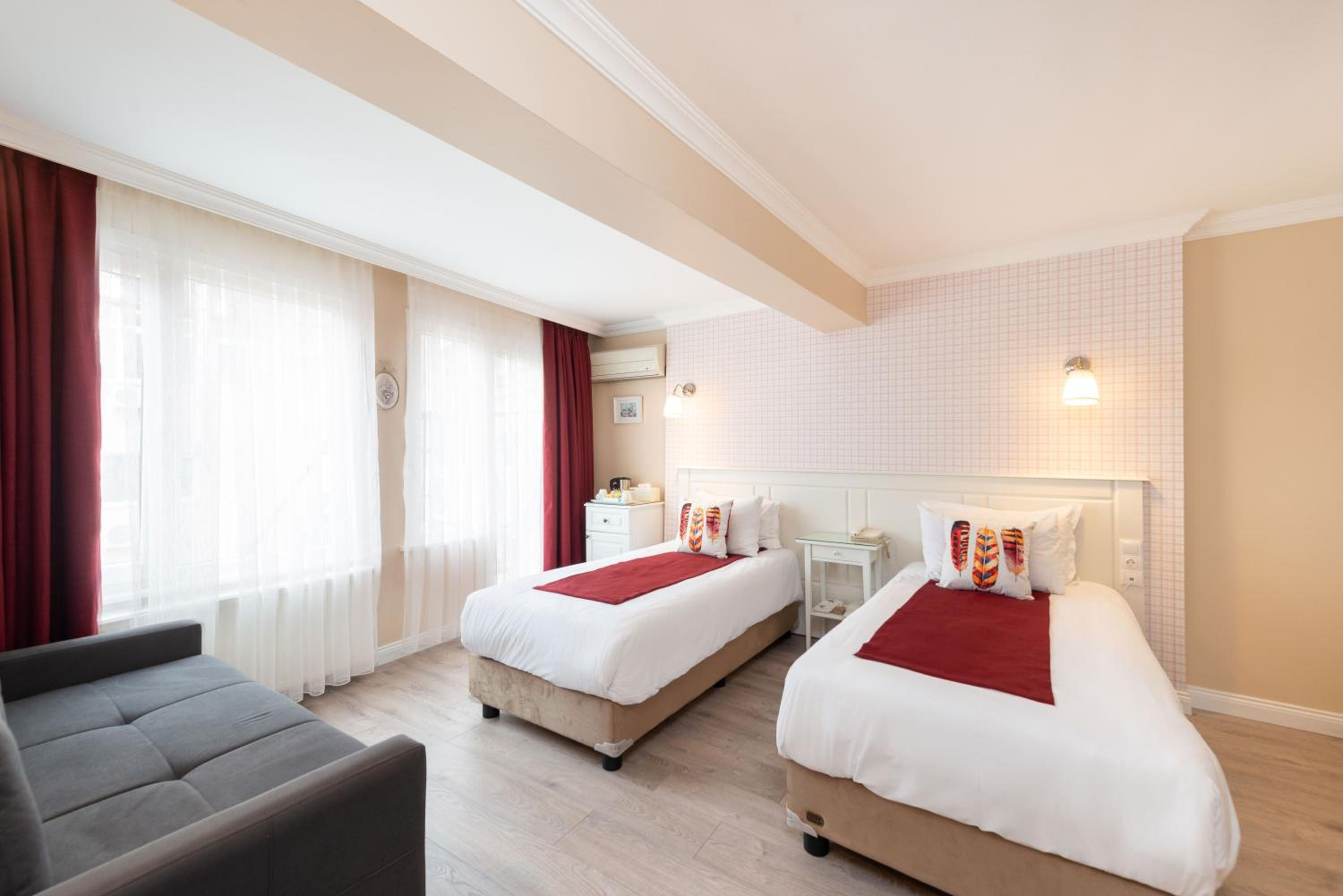 Superior Double or Twin Room with Sea View photo 2