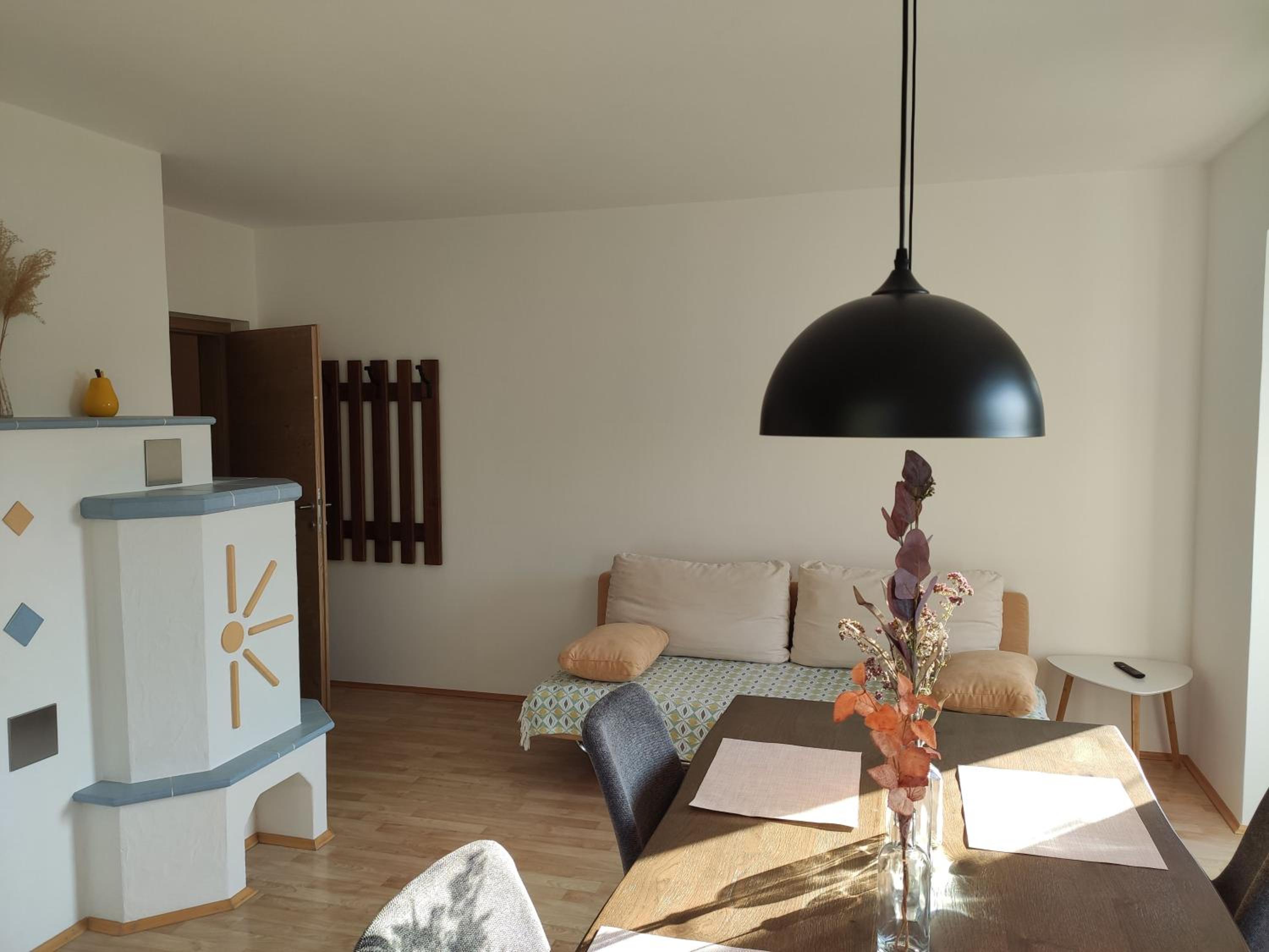 Apartment With Mountain View