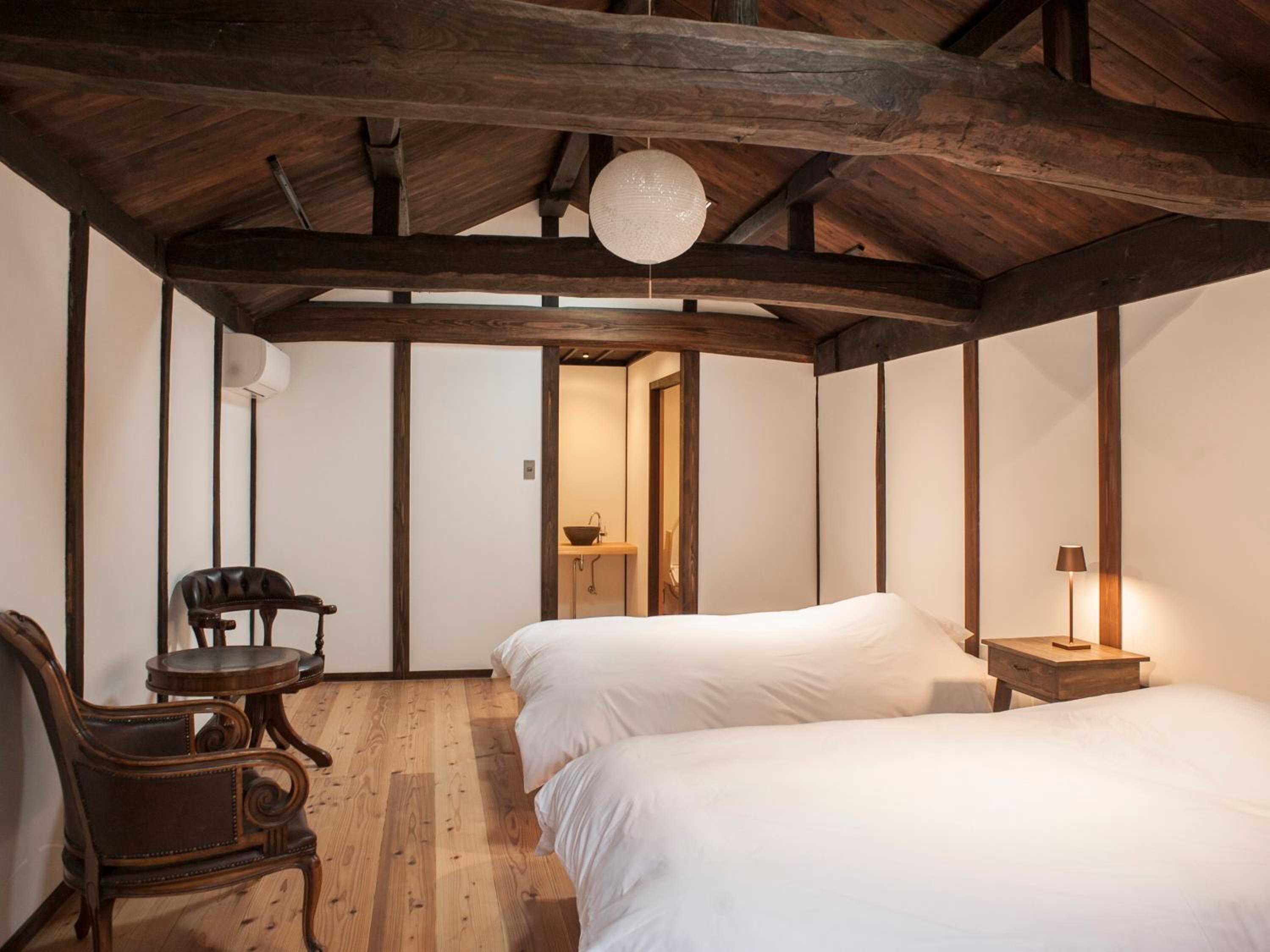 Standard Double Room with Two Double Beds photo 1