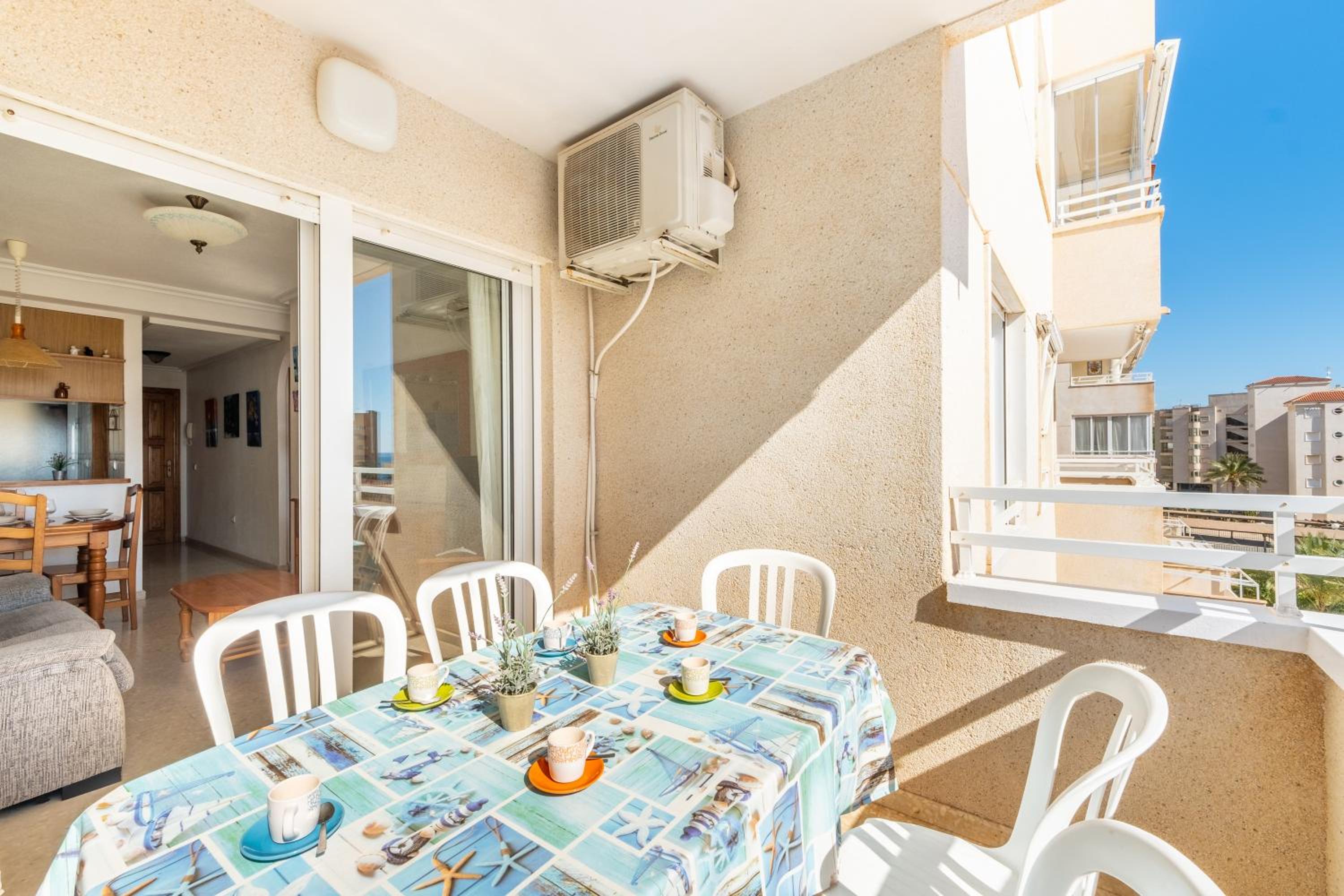 Two-Bedroom Deluxe Apartment with Balcony photo 2