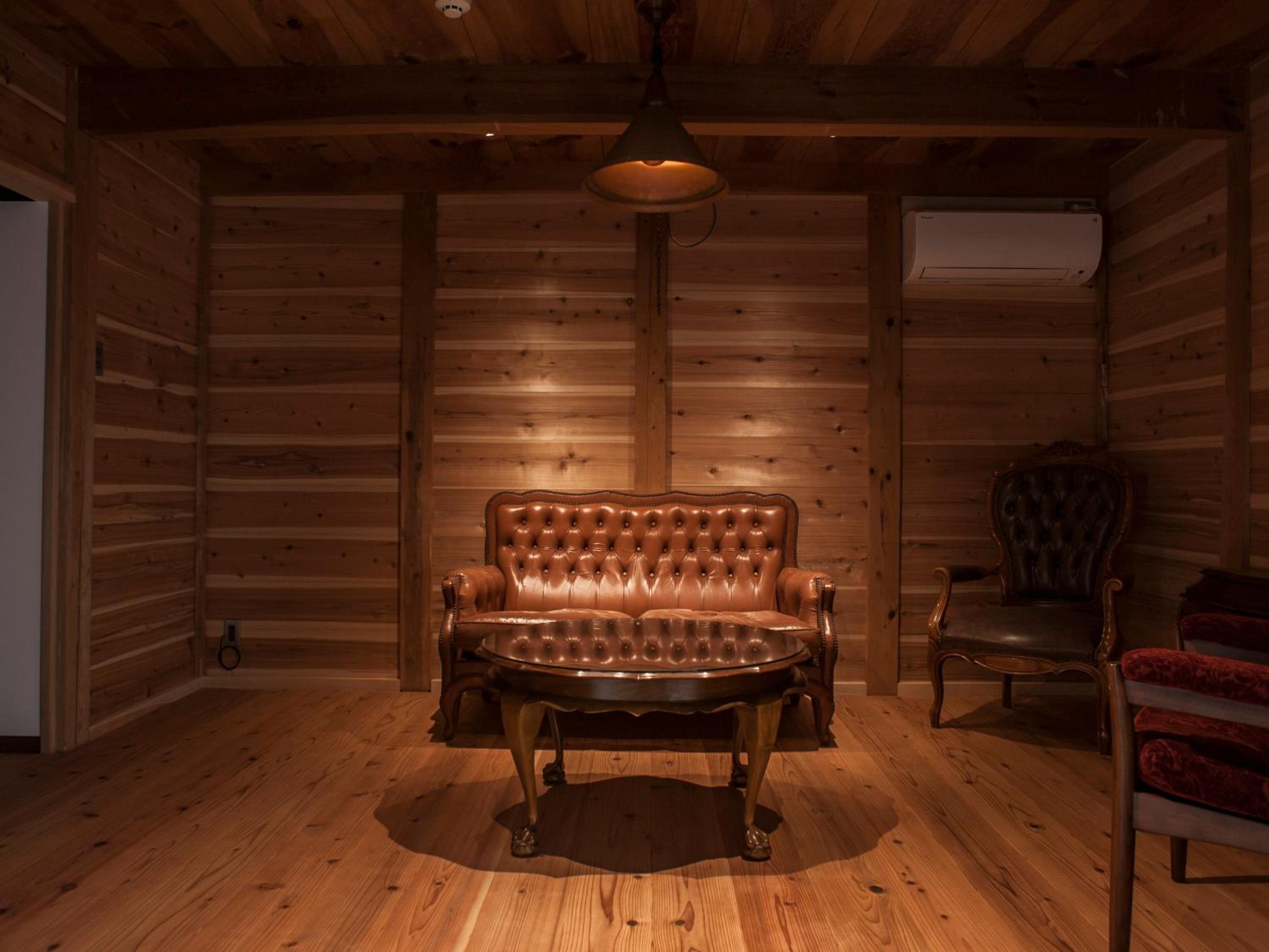 Twin Room - Photo 4