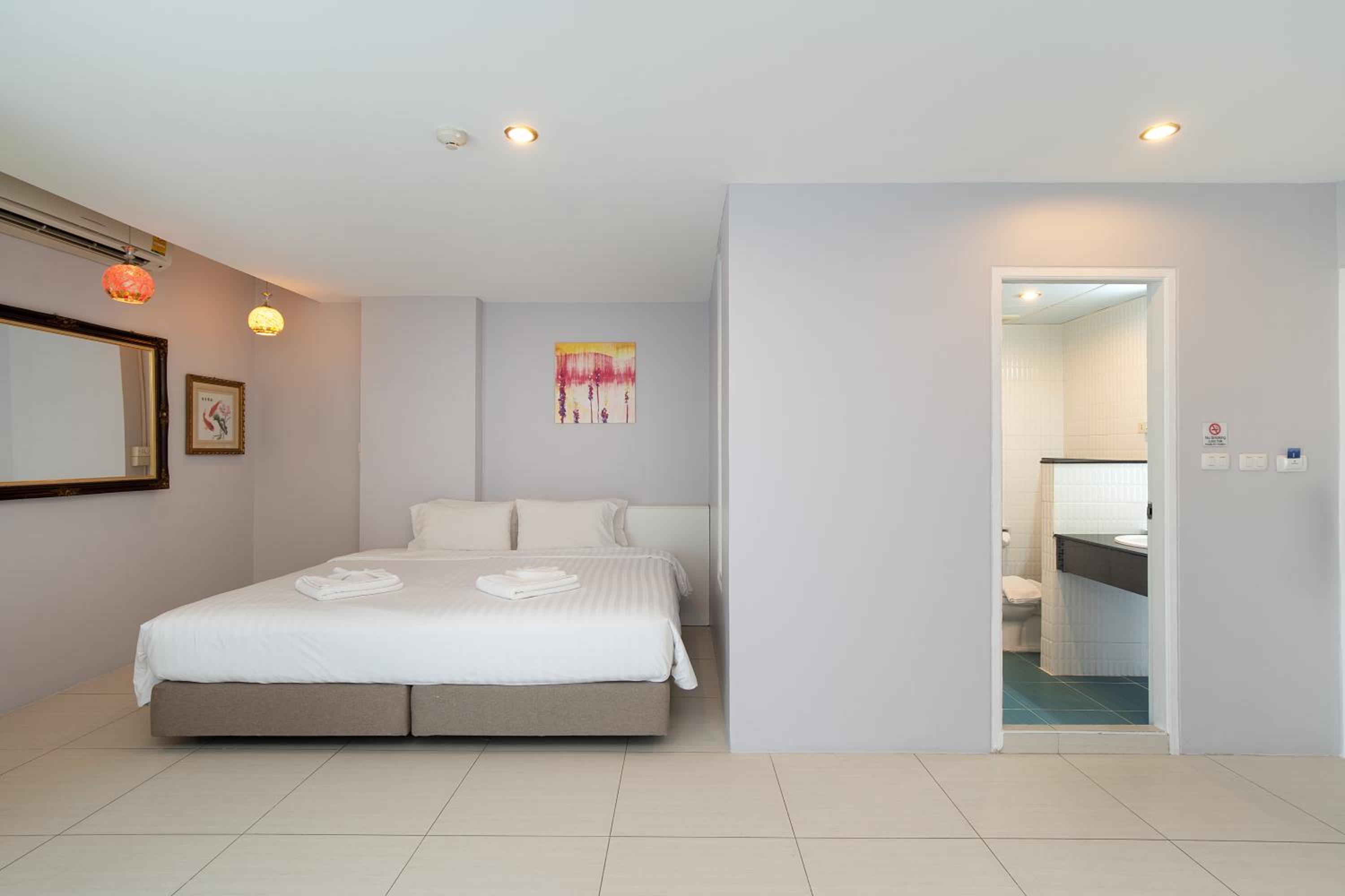 Large Double or Twin Room photo 3