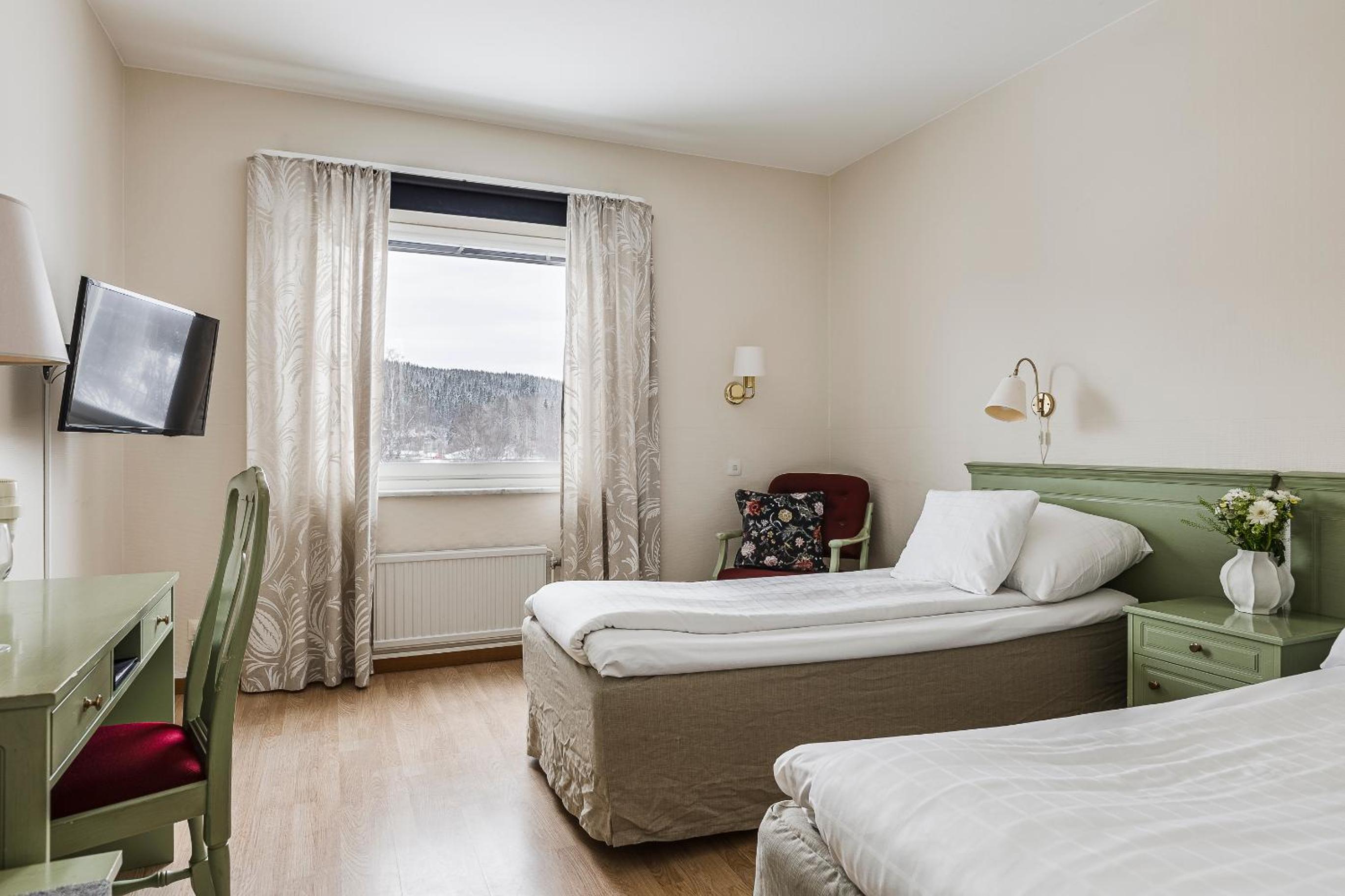 Double Or Twin Room photo 3