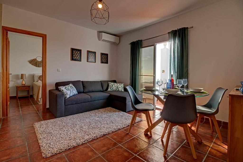 Two-Bedroom Apartment photo 2