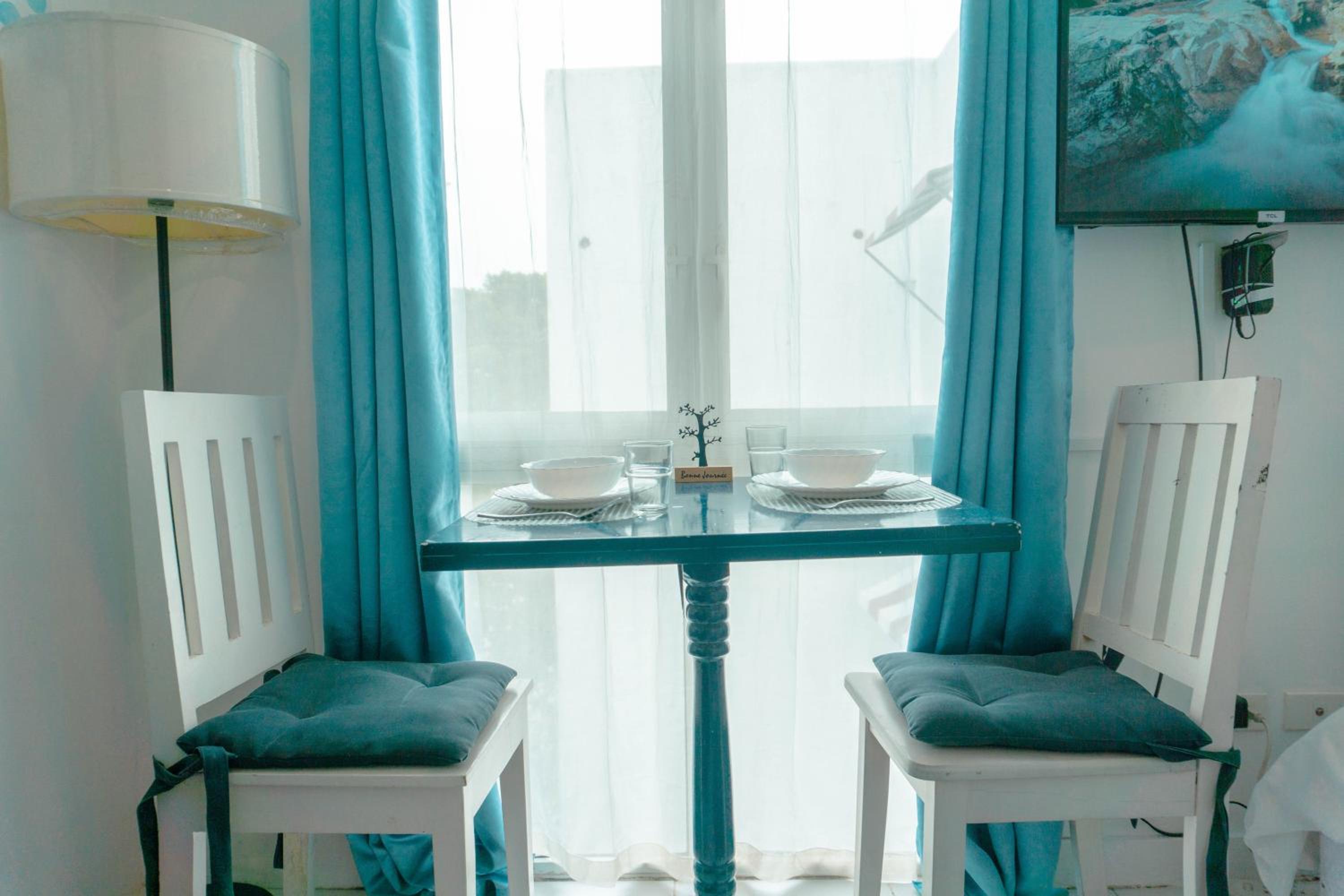 Double Room with Garden View - Photo 10