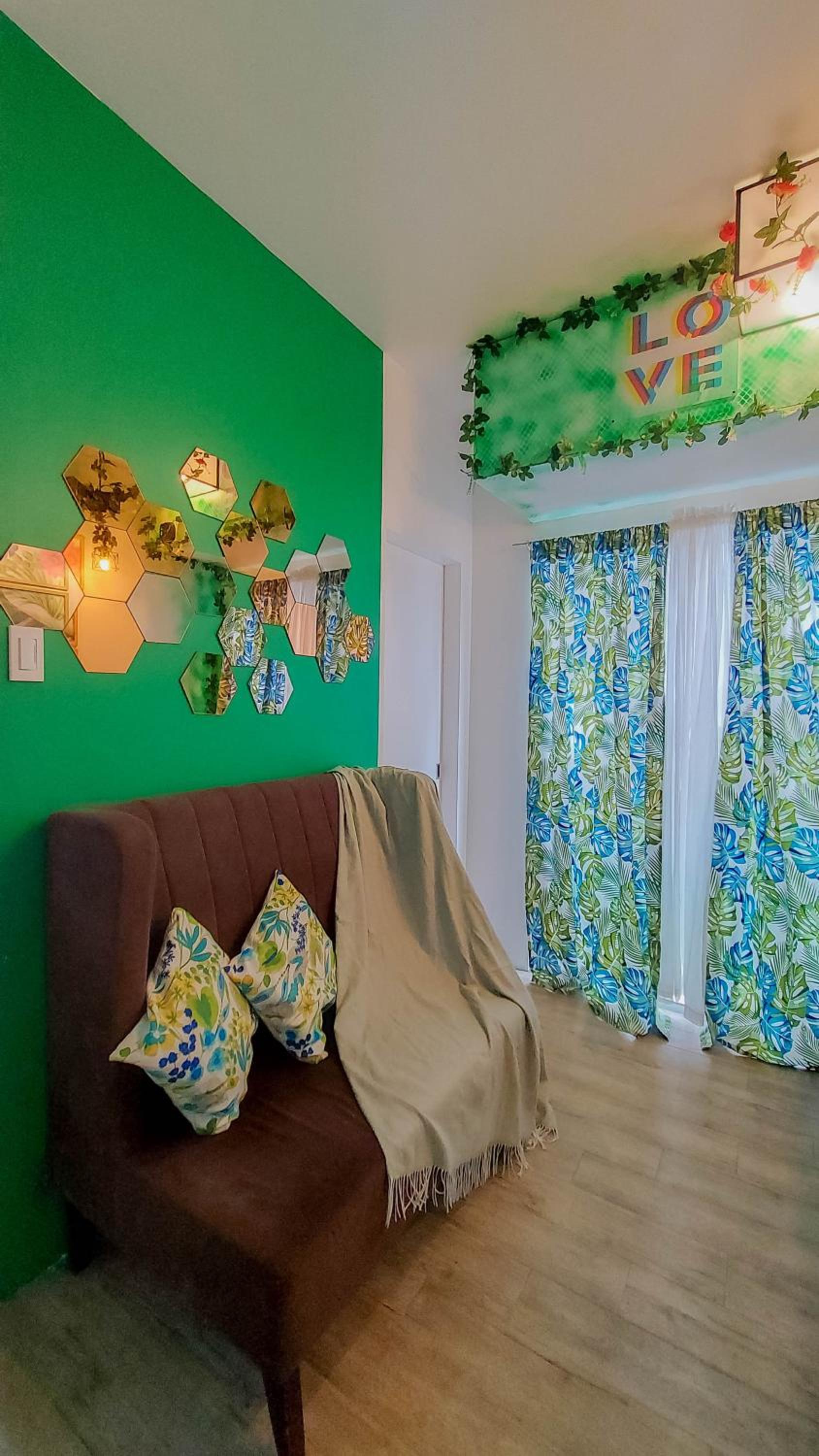 Two-Bedroom Apartment - Photo 11