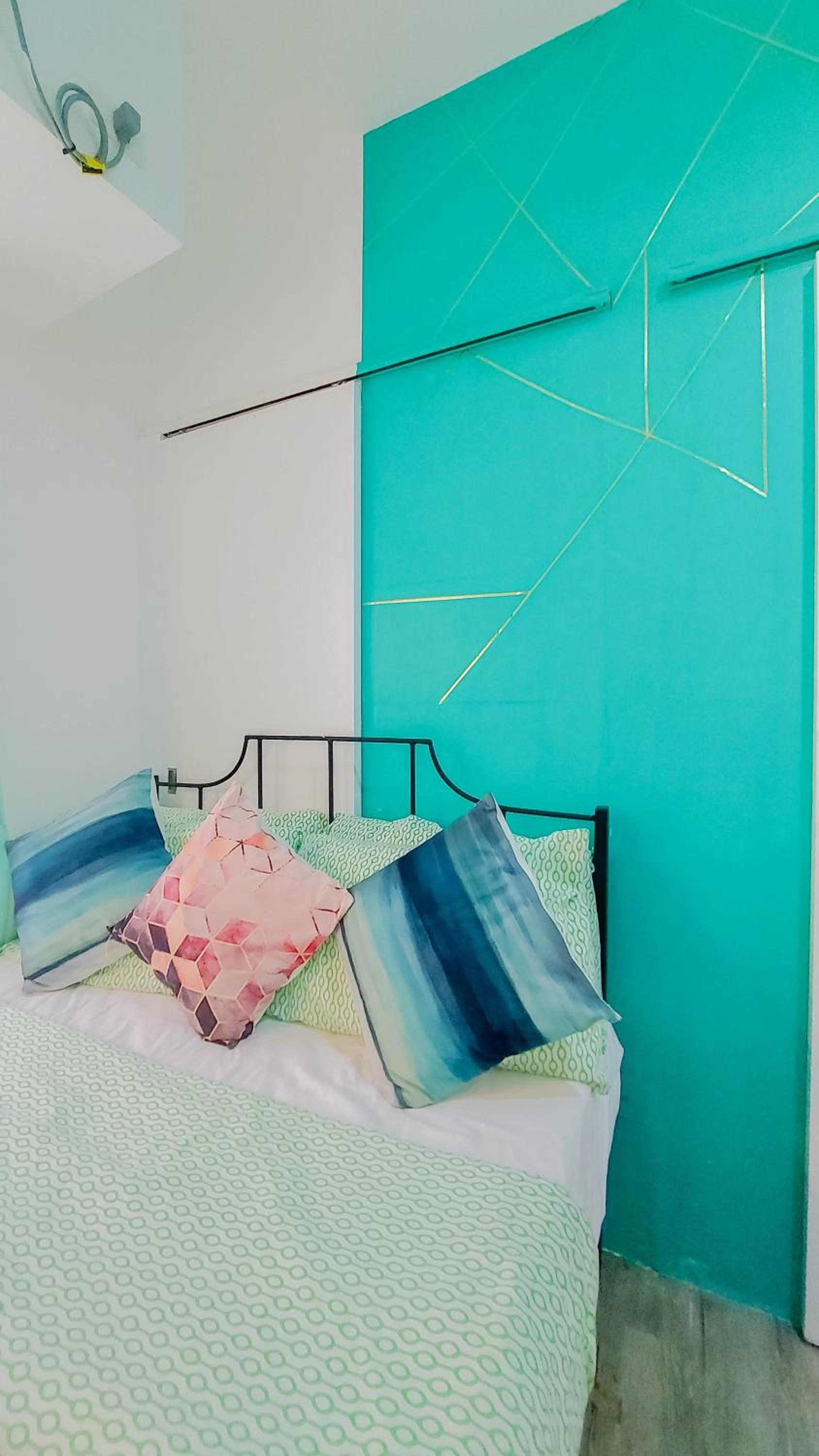 Two-Bedroom Apartment - Photo 19