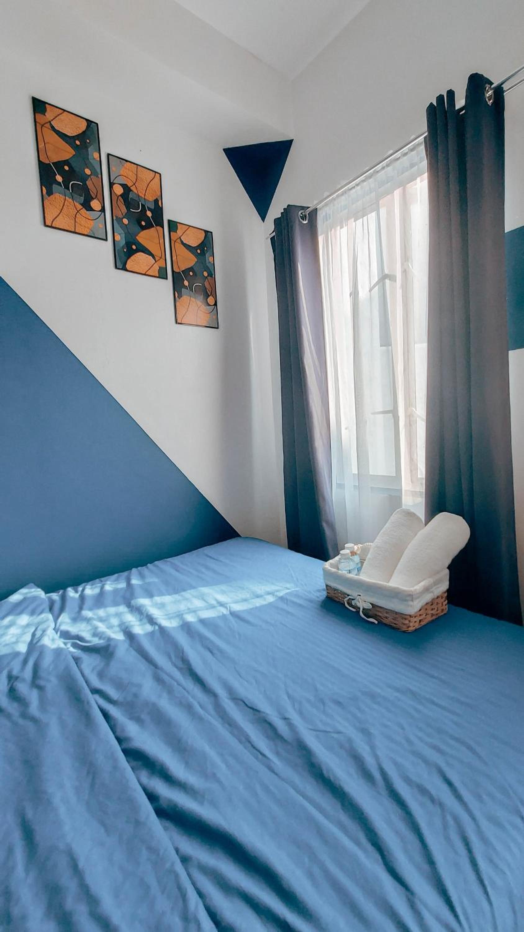 Double Room with Pool View - Photo 11